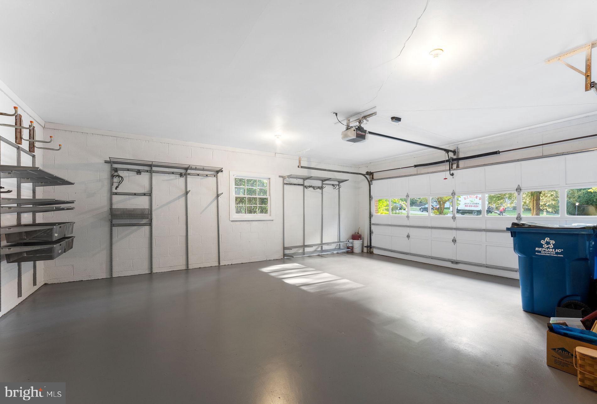 FOREST VILLA WOODS - Residential