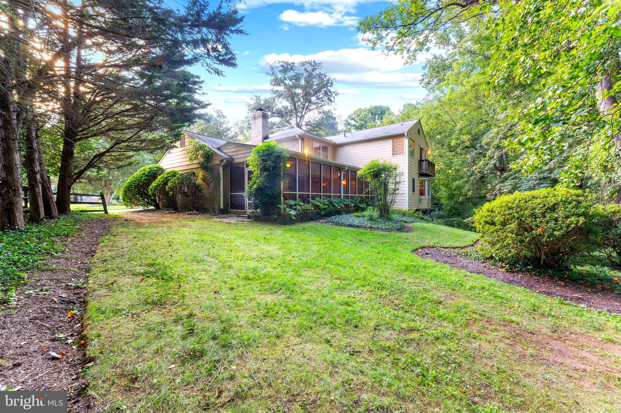 FOREST VILLA WOODS - Residential