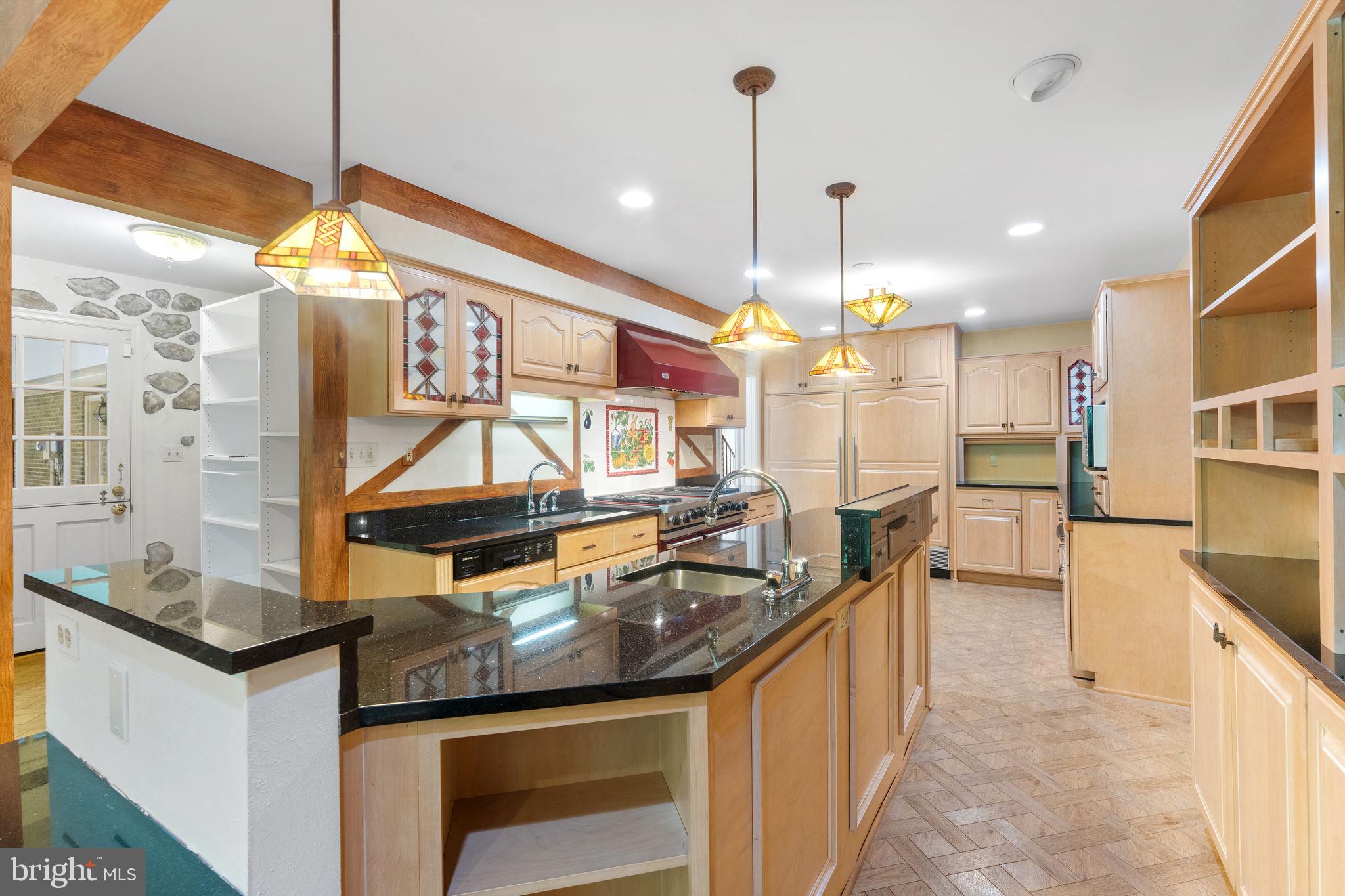 FOREST VILLA WOODS - Residential