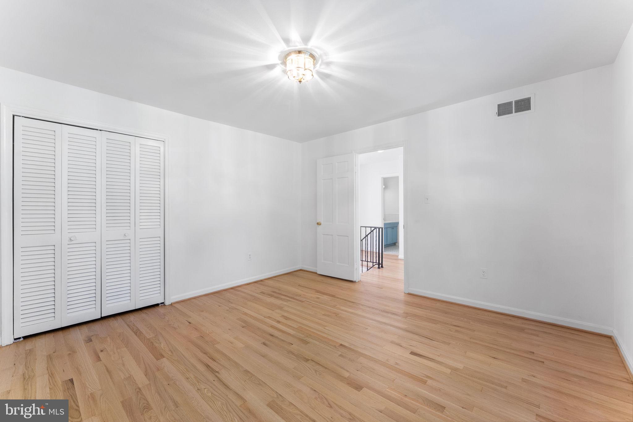 FOREST VILLA WOODS - Residential