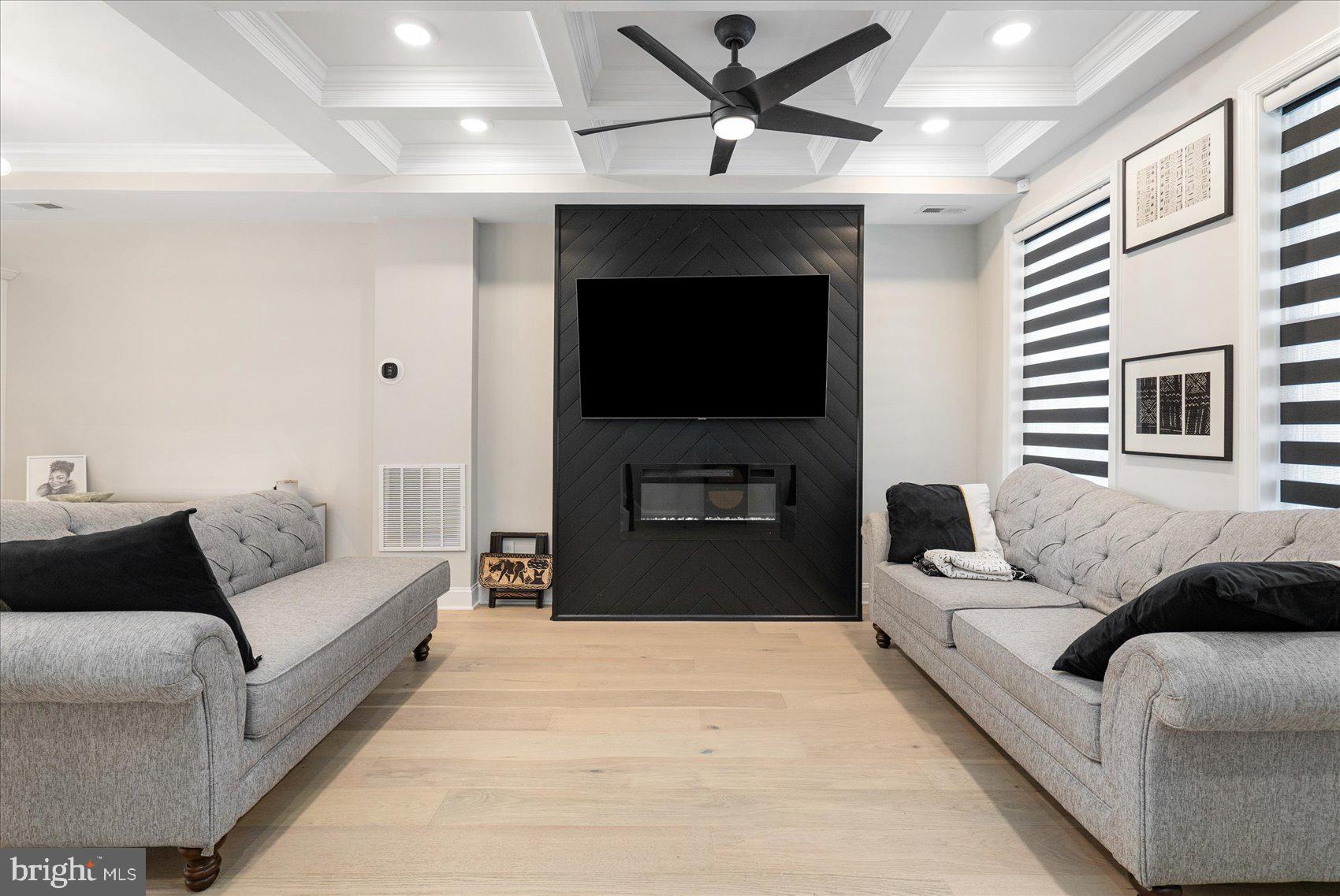 GREENSPRING - Residential