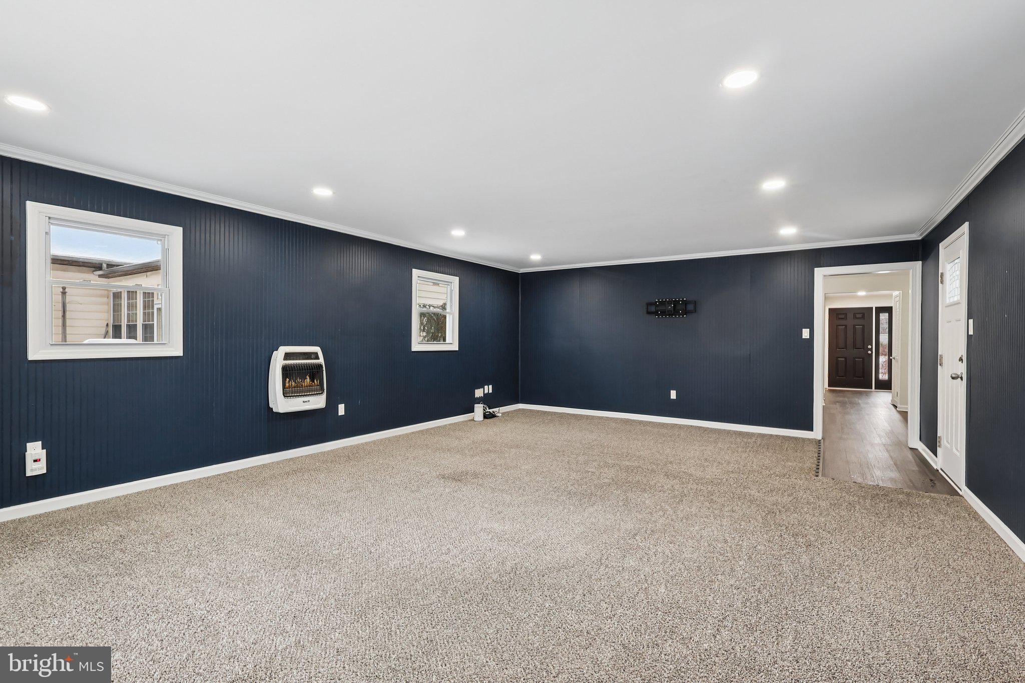 ROBSCOTT MANOR - Residential