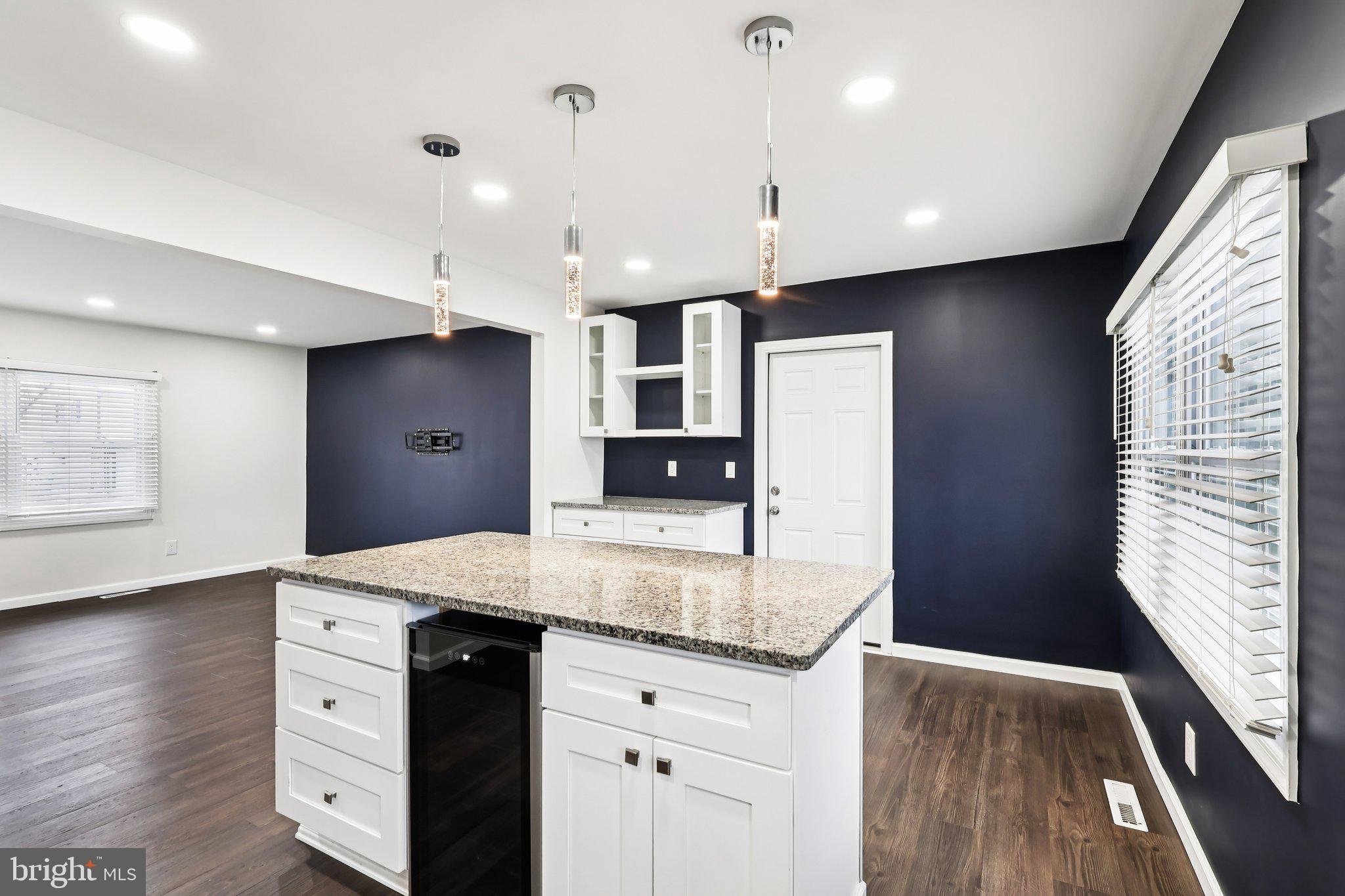 ROBSCOTT MANOR - Residential