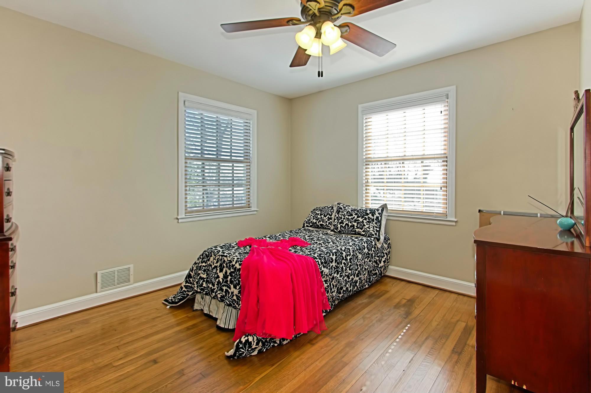 LACEY FOREST - Residential