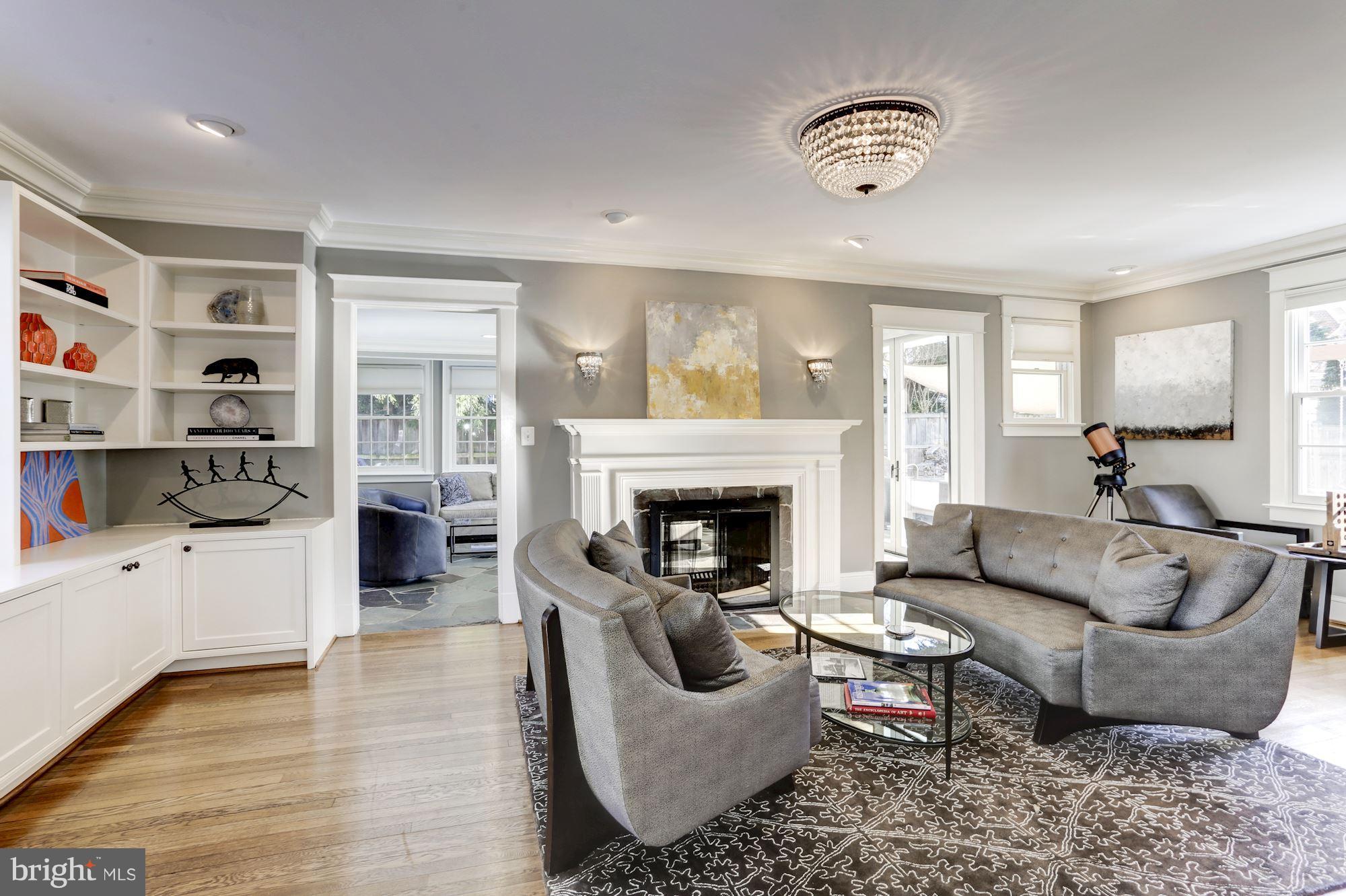 CHEVY CHASE - Residential