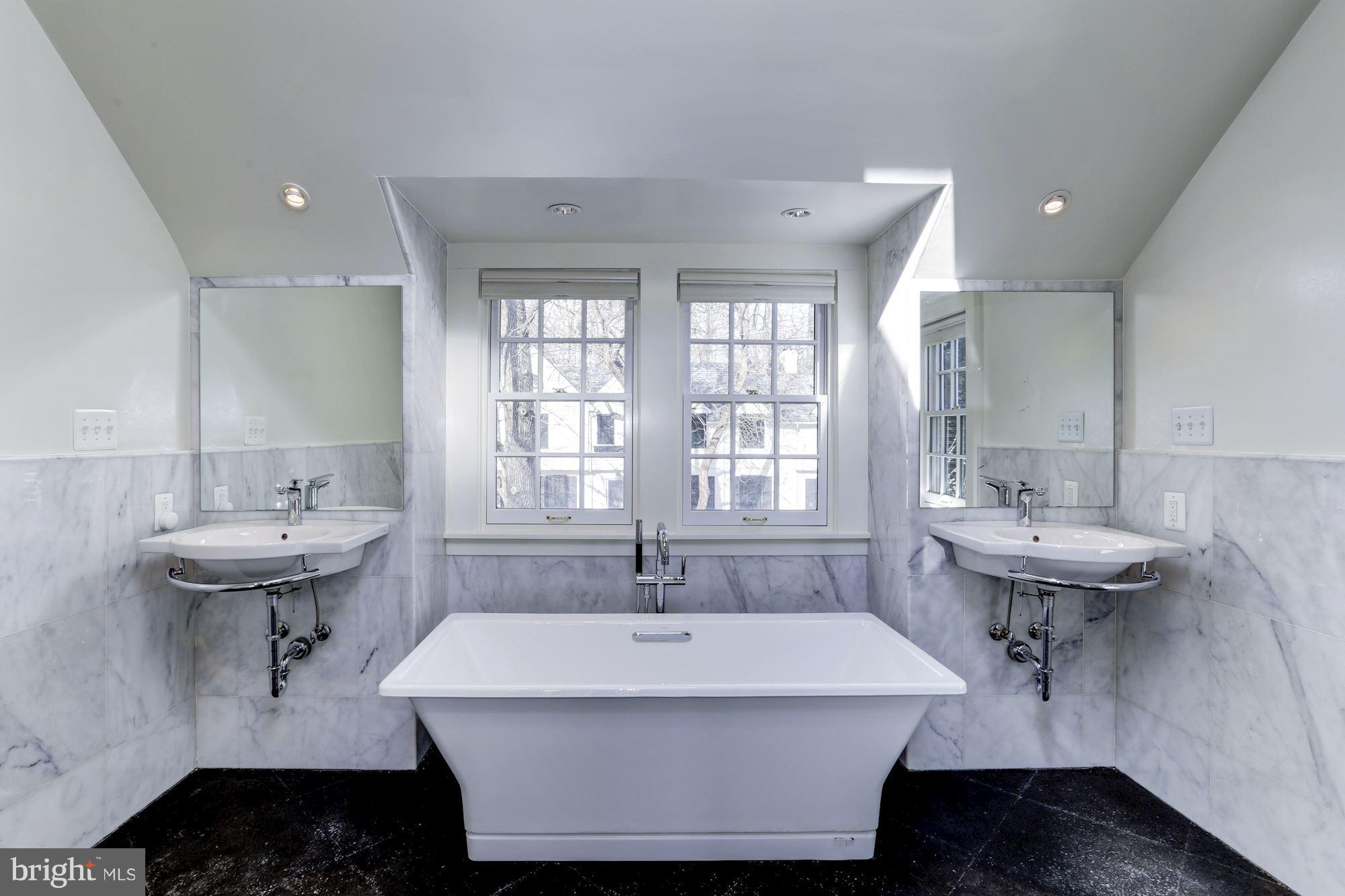 CHEVY CHASE - Residential