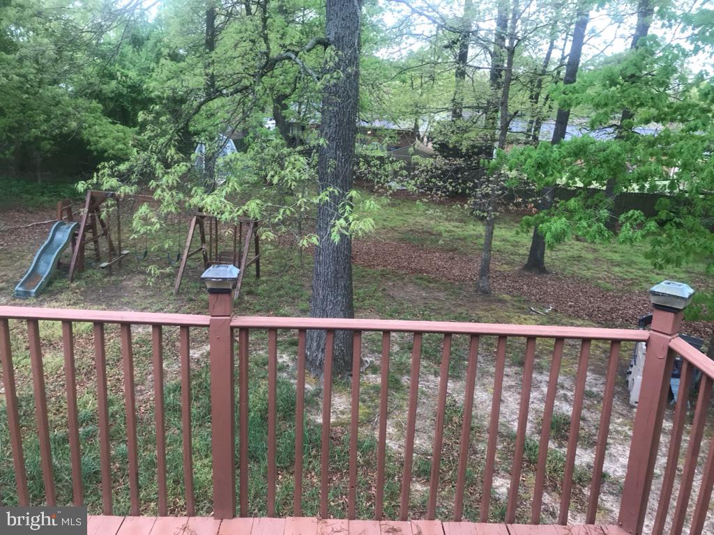 PINEHURST ESTATES - Residential Lease