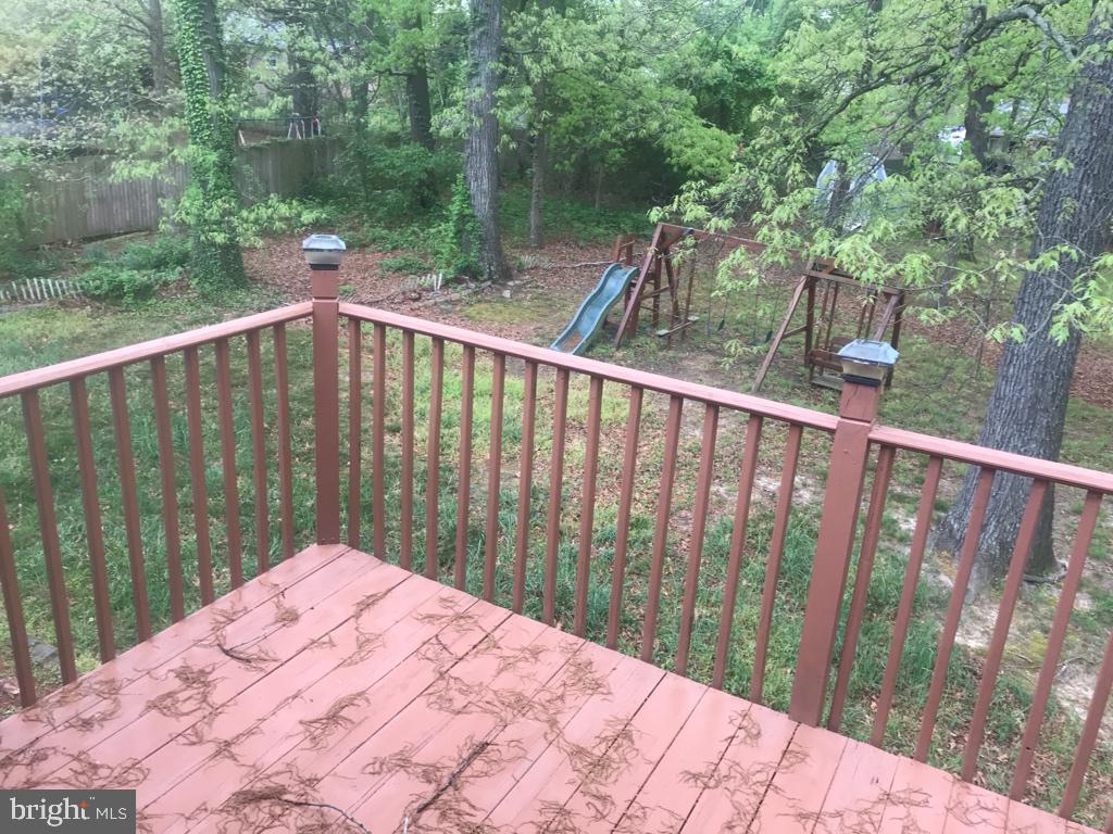 PINEHURST ESTATES - Residential Lease