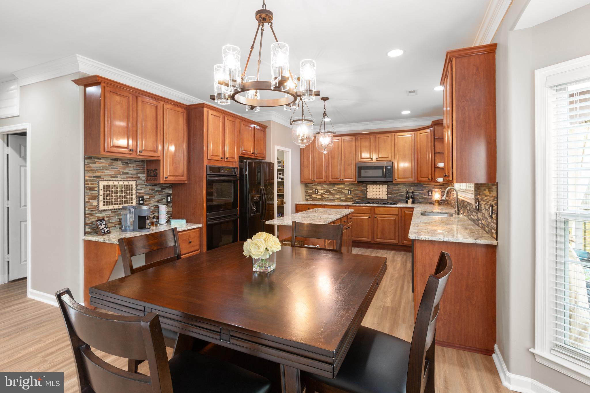 AUSTIN RIDGE - Residential