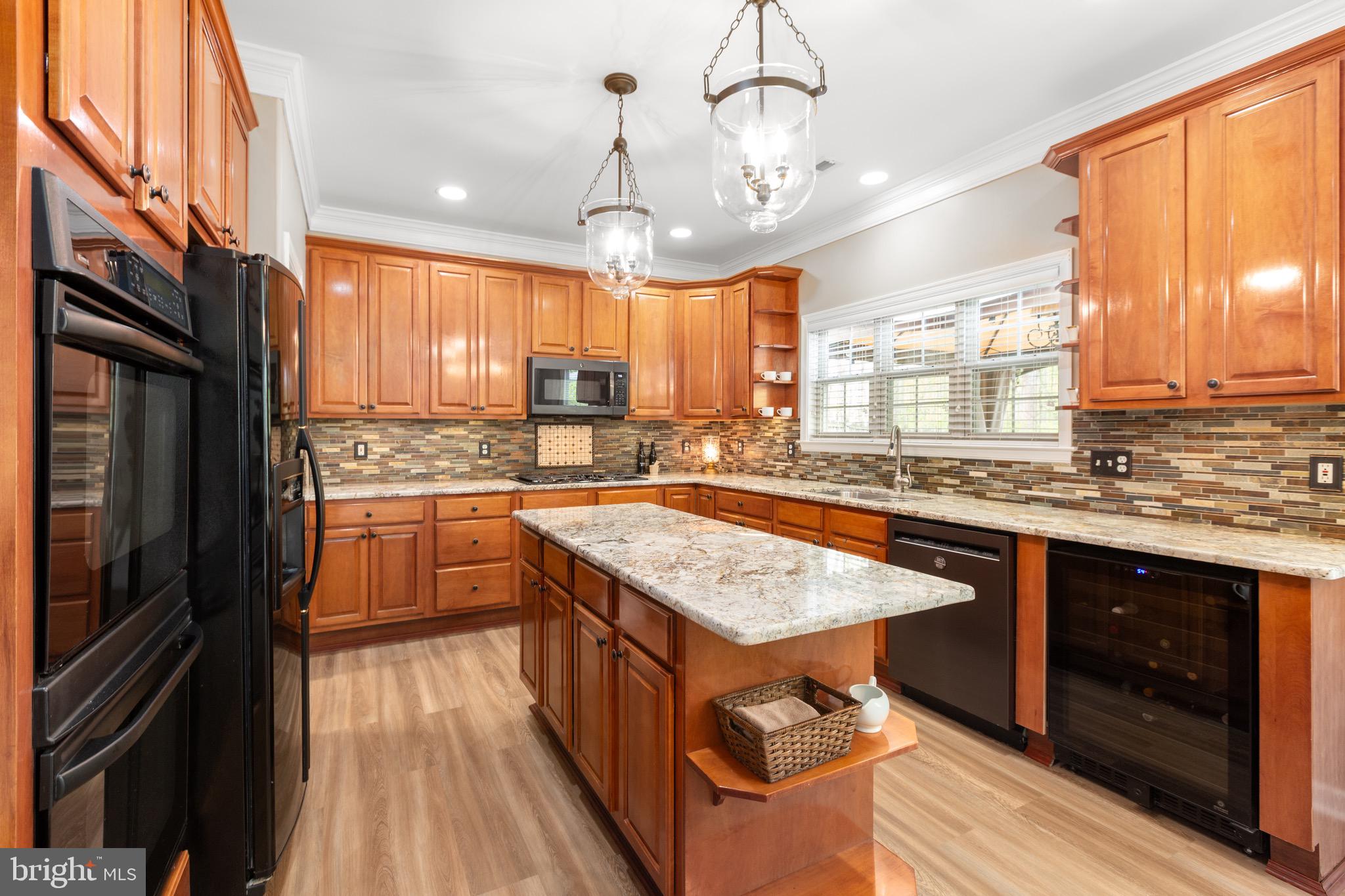 AUSTIN RIDGE - Residential