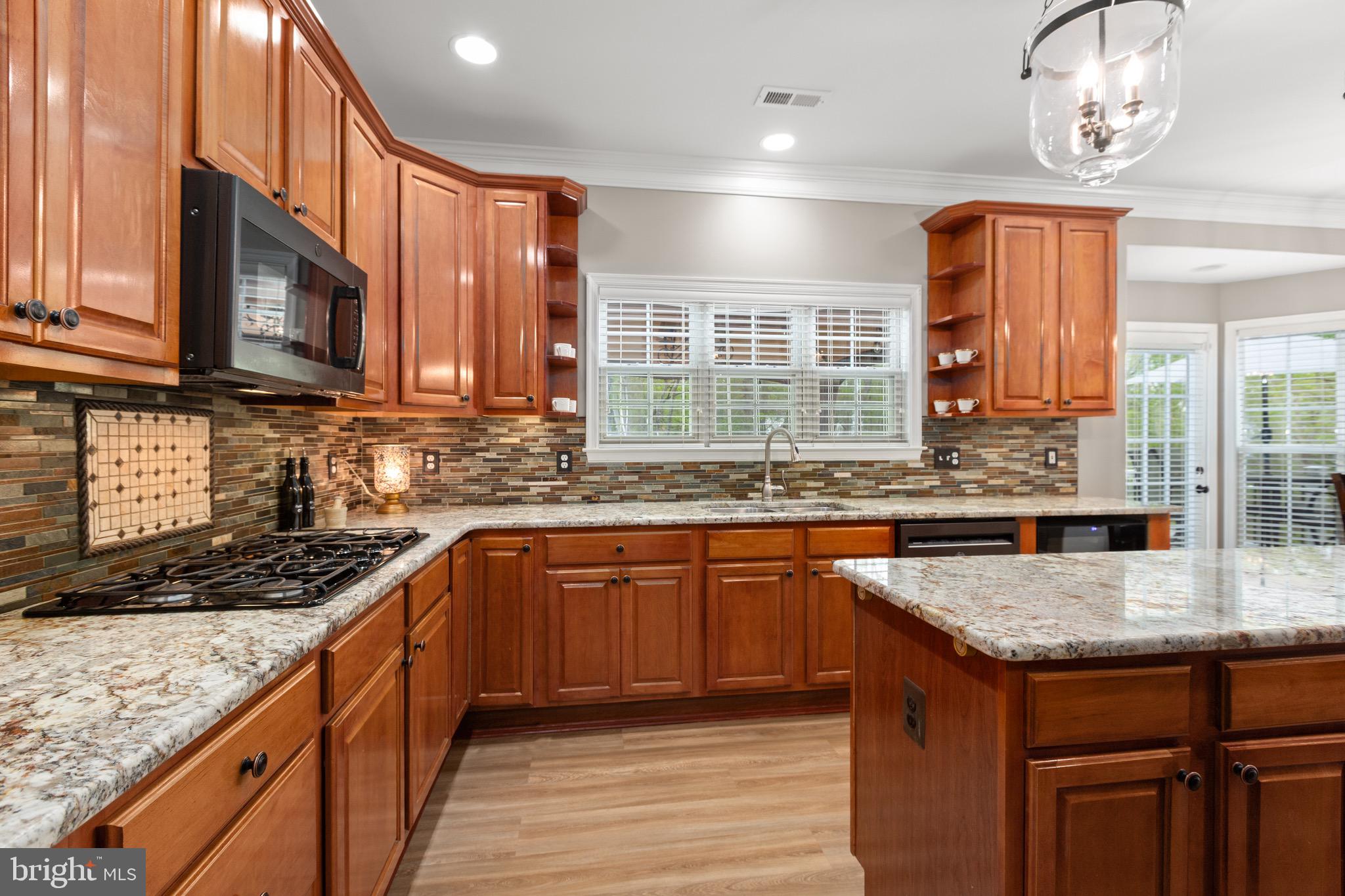 AUSTIN RIDGE - Residential