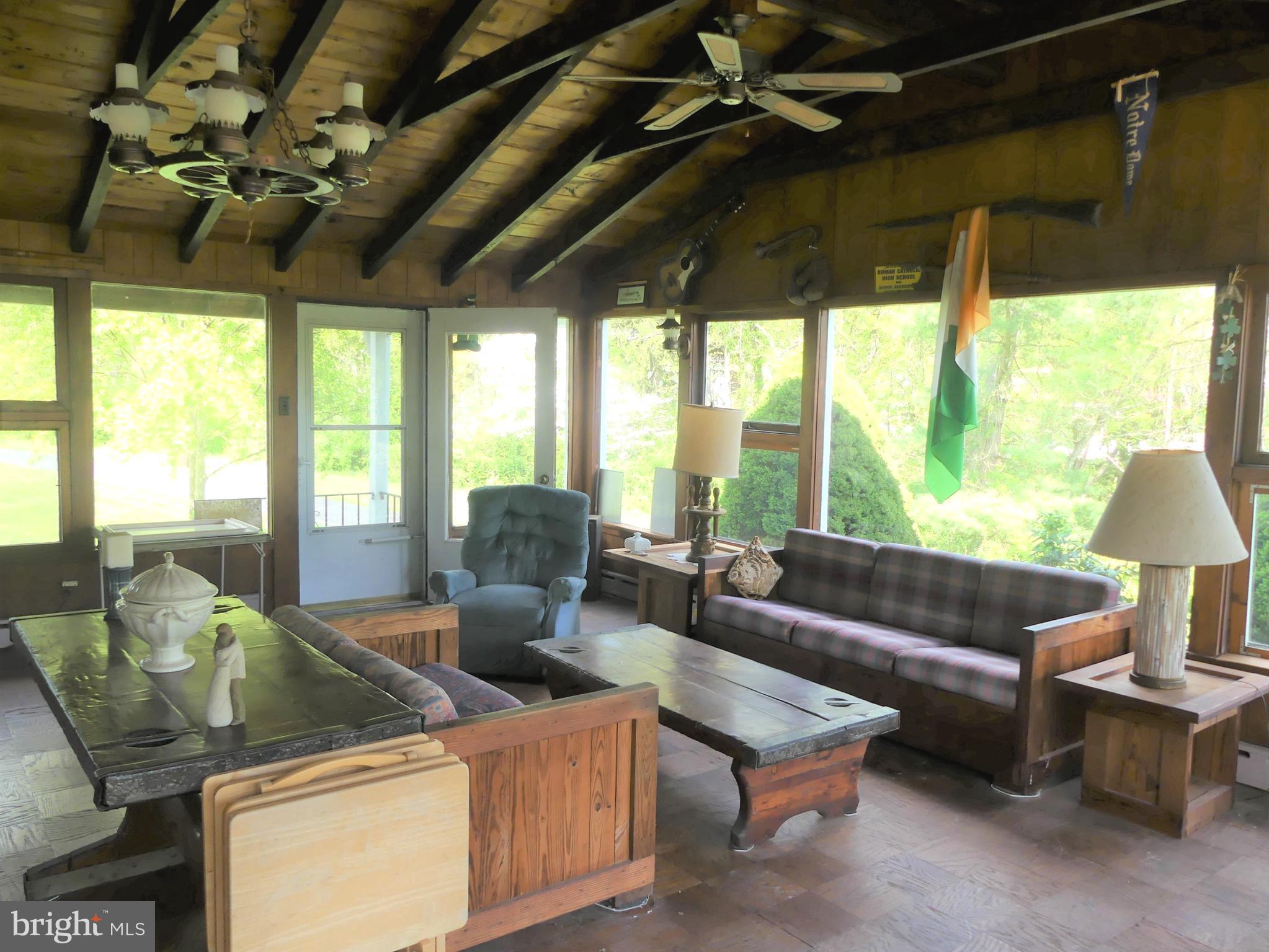 PALOMINO FARMS - Residential