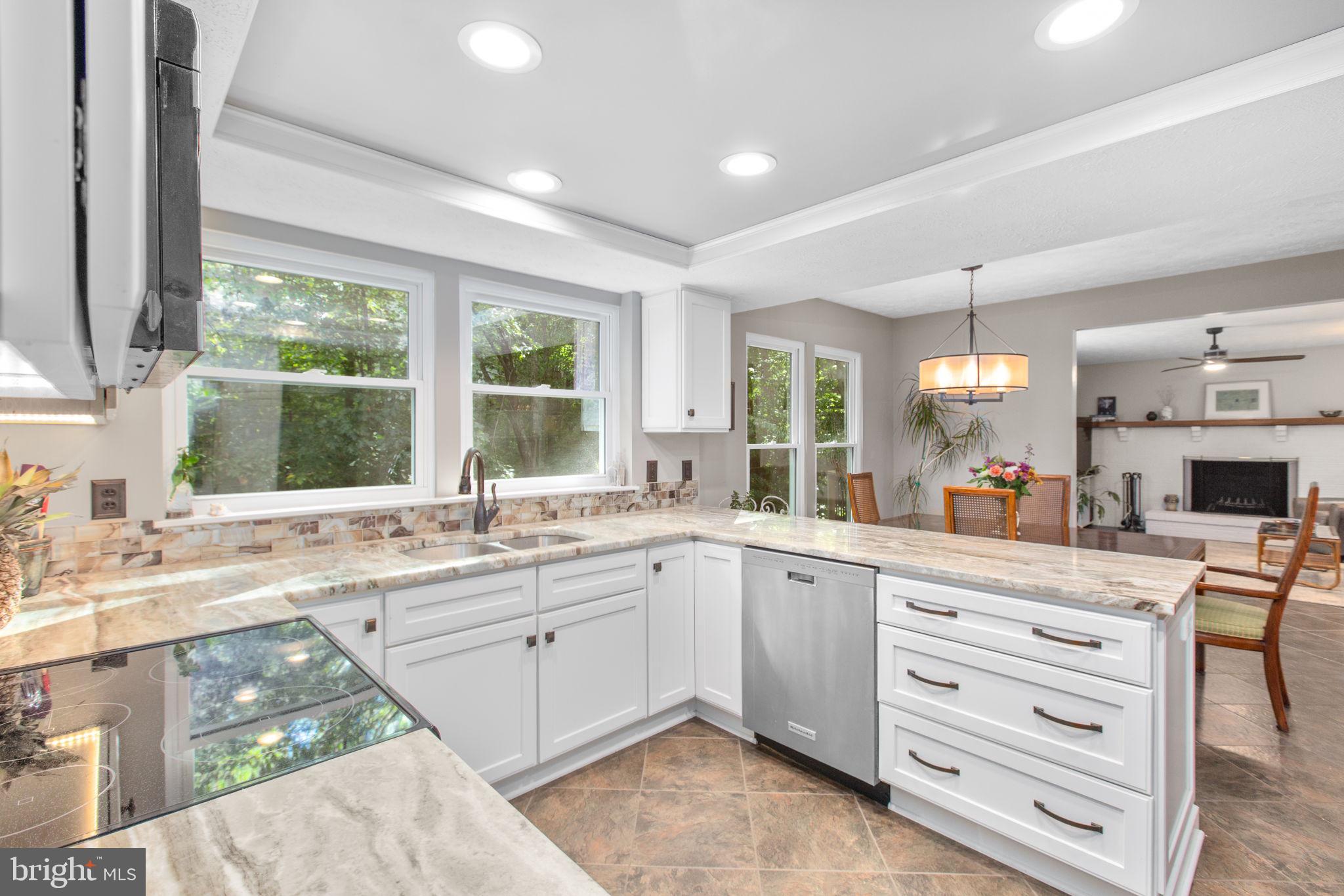 SETTLERS LANDING - Residential