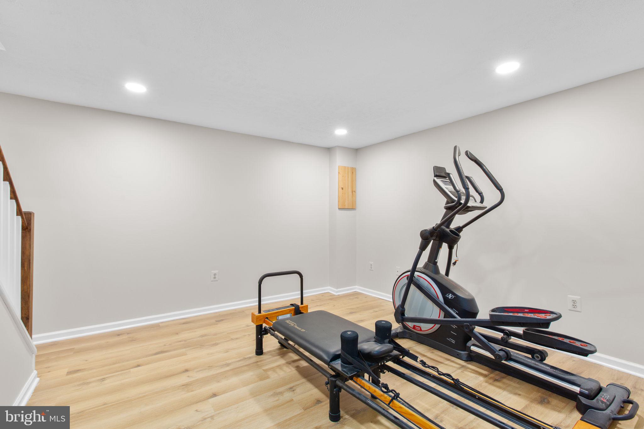 SETTLERS LANDING - Residential