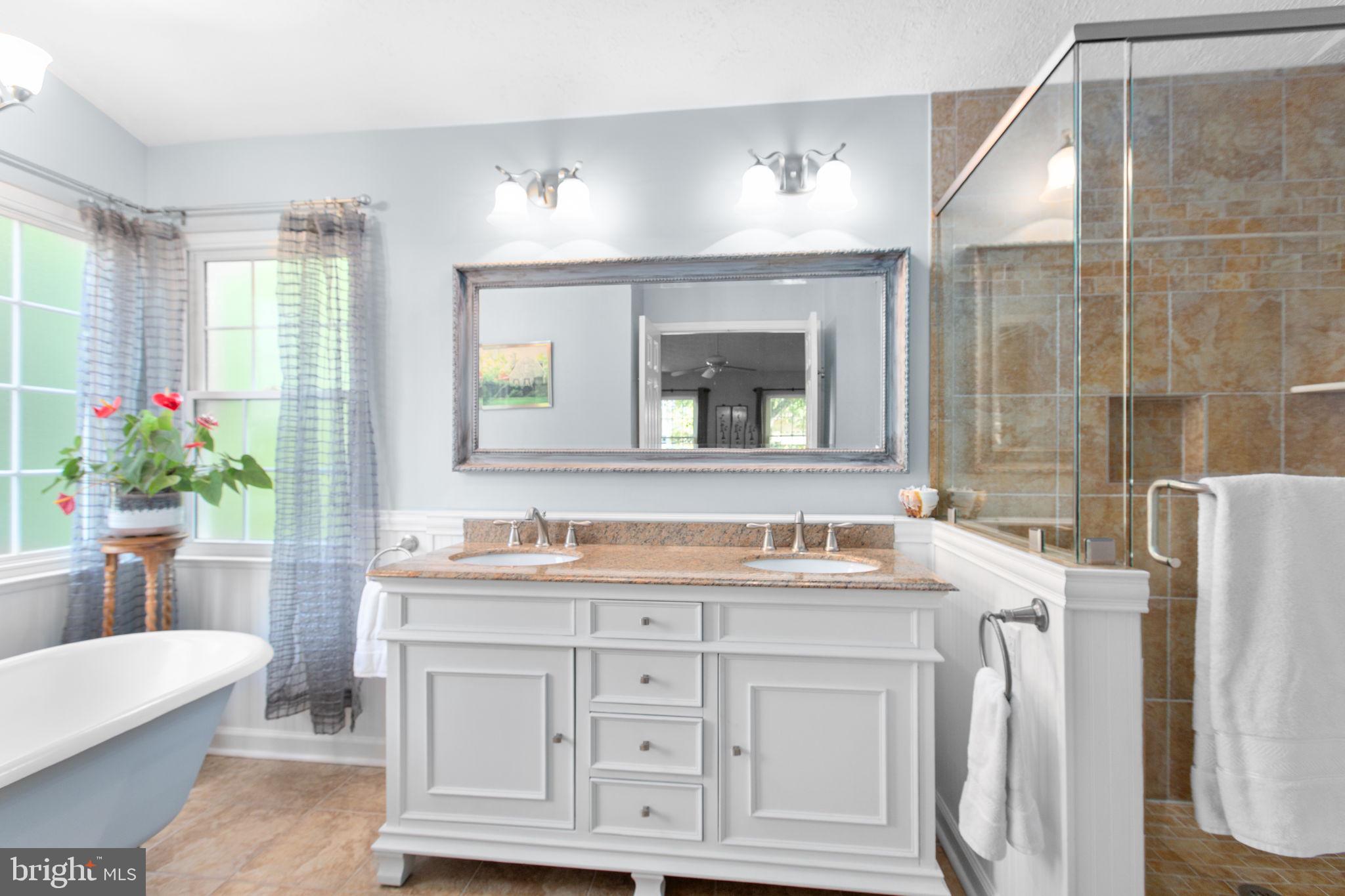 SETTLERS LANDING - Residential