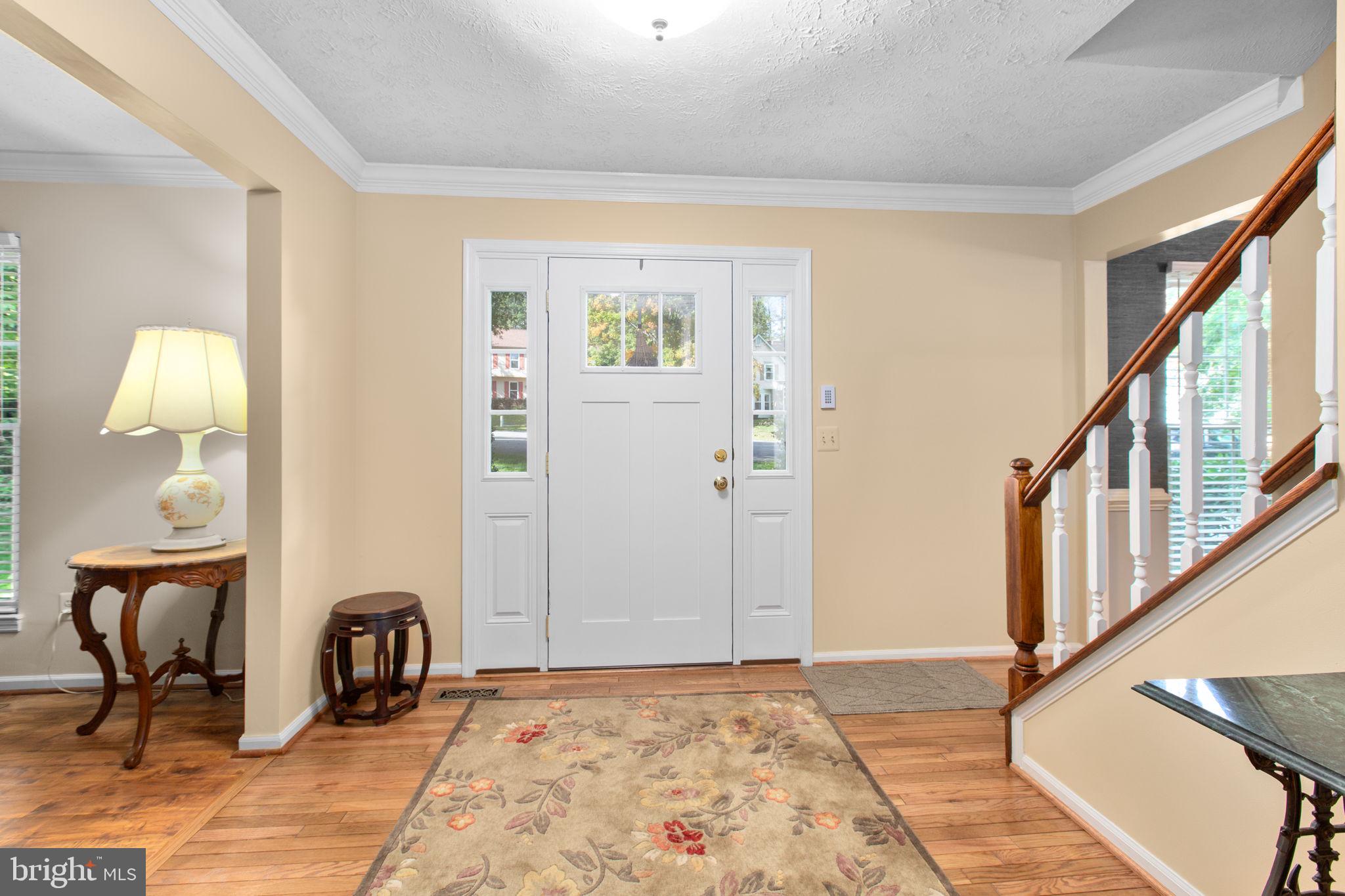 7 LEE COURT