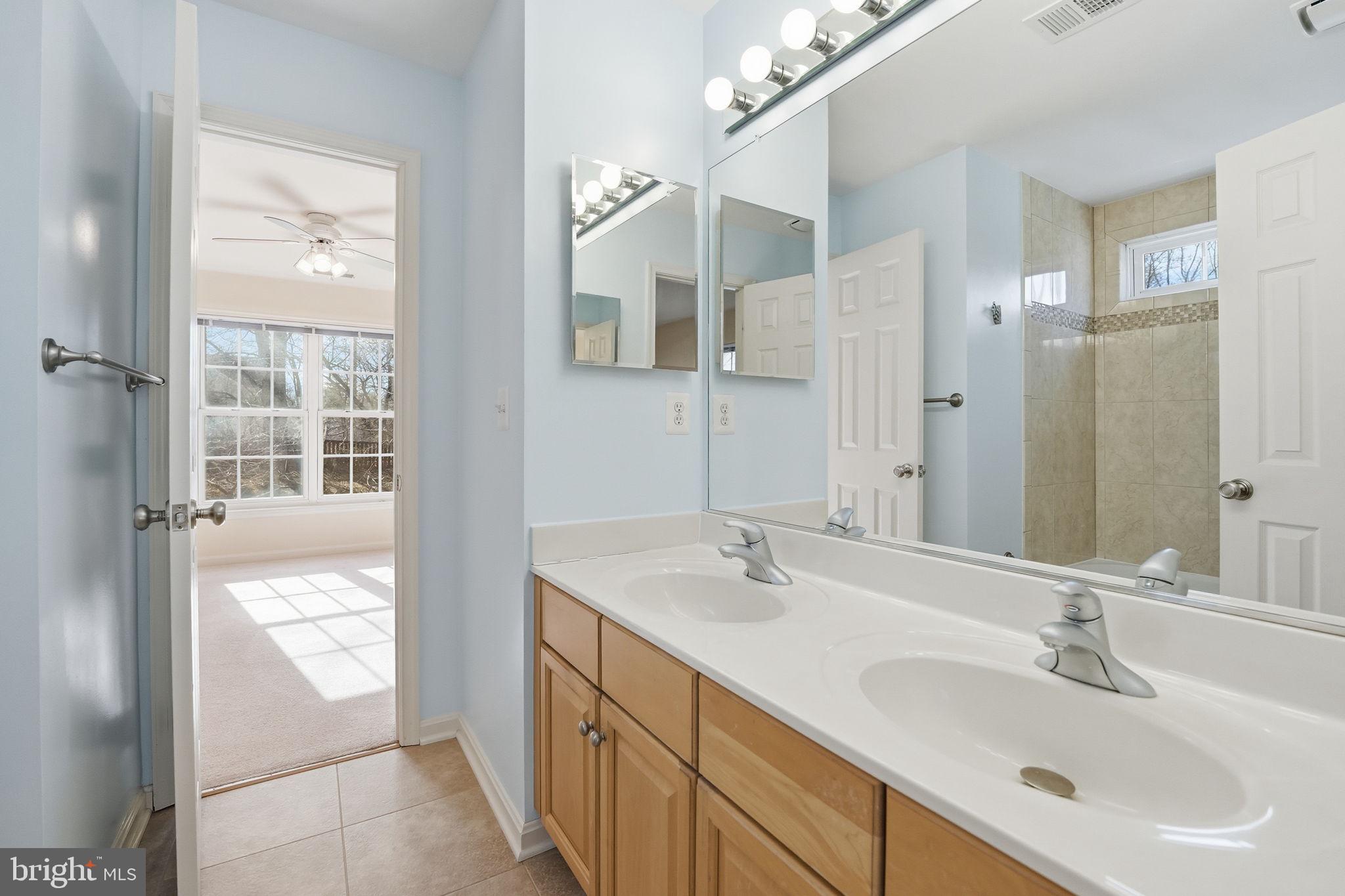 RIDGEFIELD VILLAGE - Residential