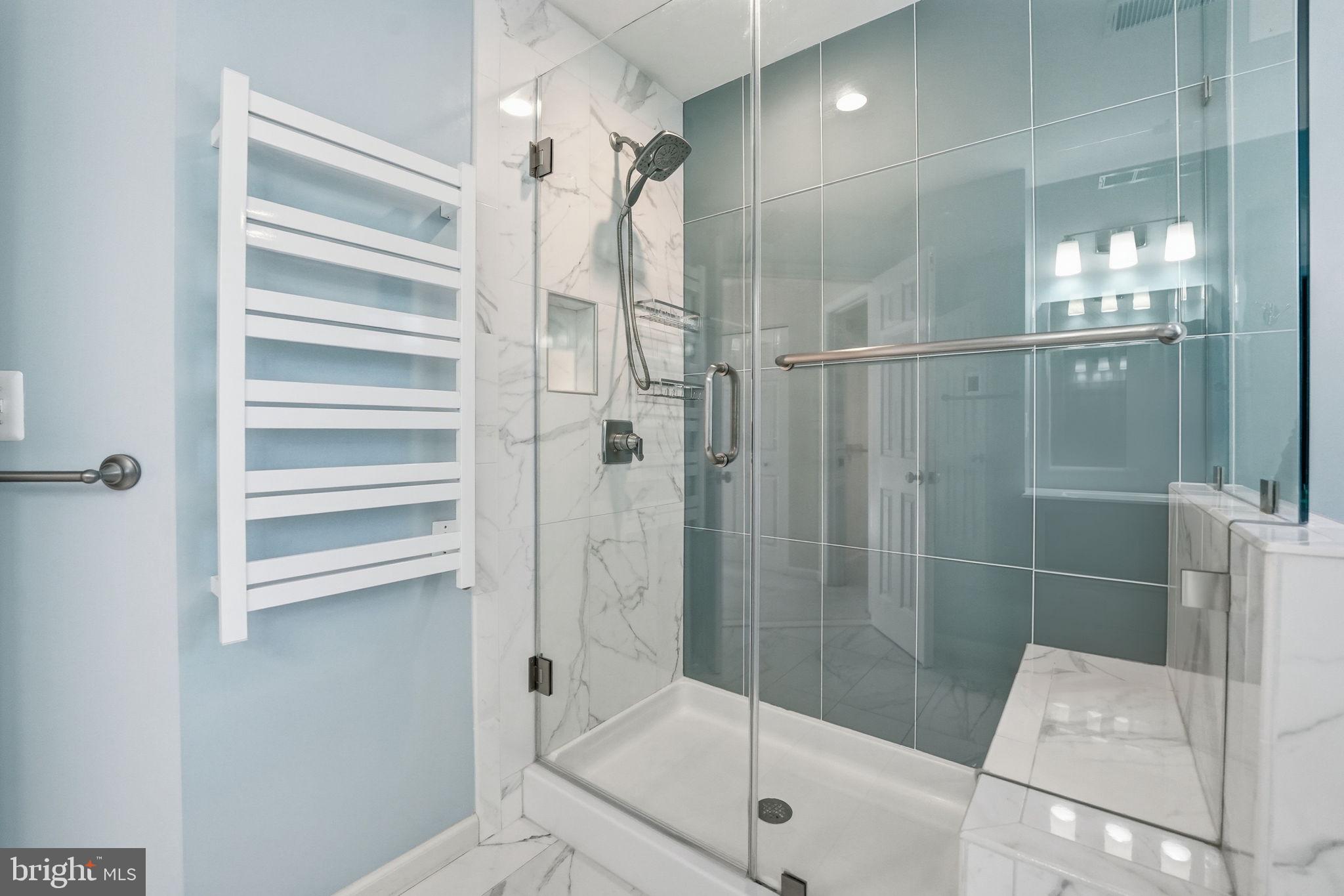 RIDGEFIELD VILLAGE - Residential