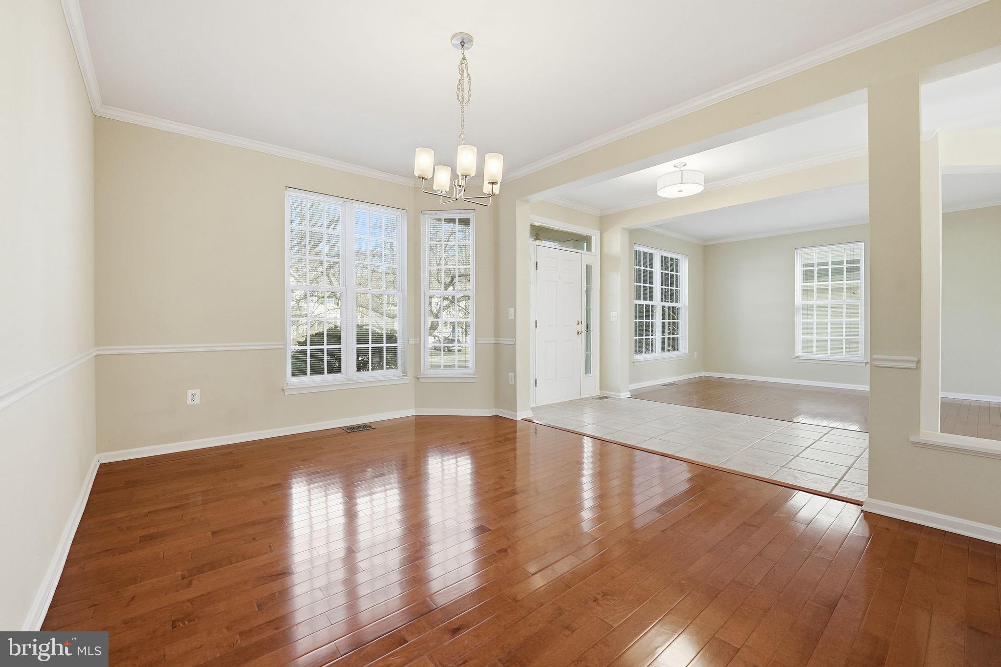 RIDGEFIELD VILLAGE - Residential