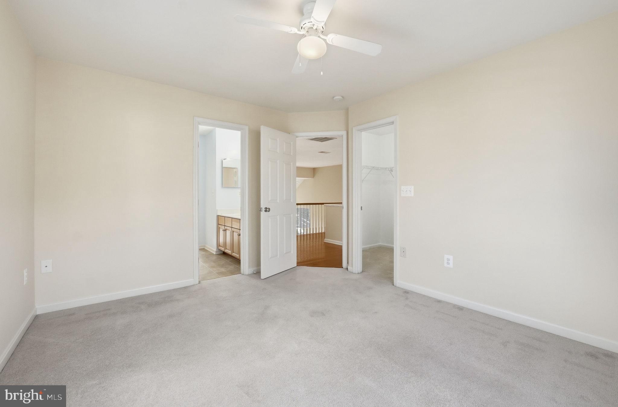 RIDGEFIELD VILLAGE - Residential