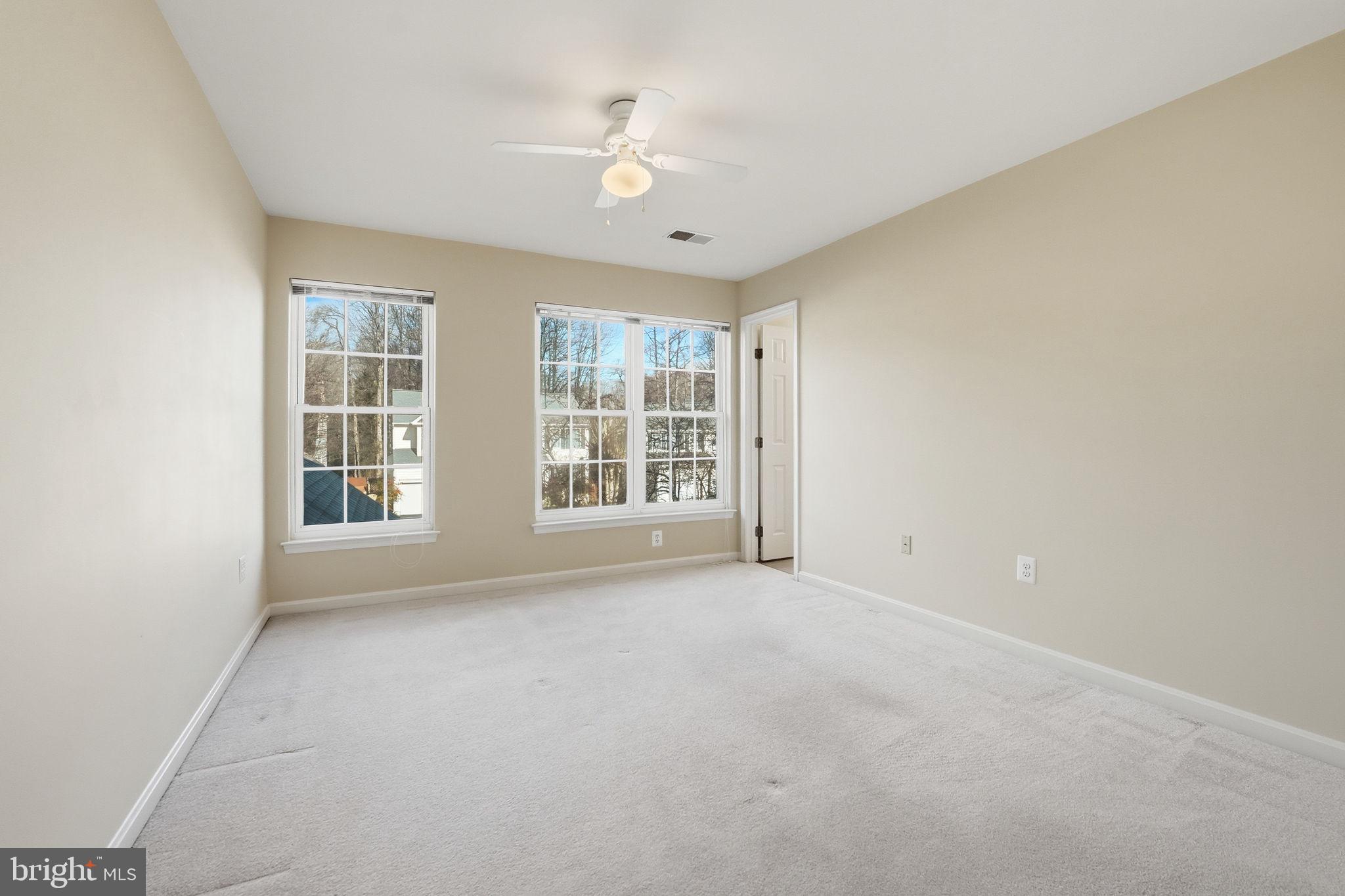 RIDGEFIELD VILLAGE - Residential