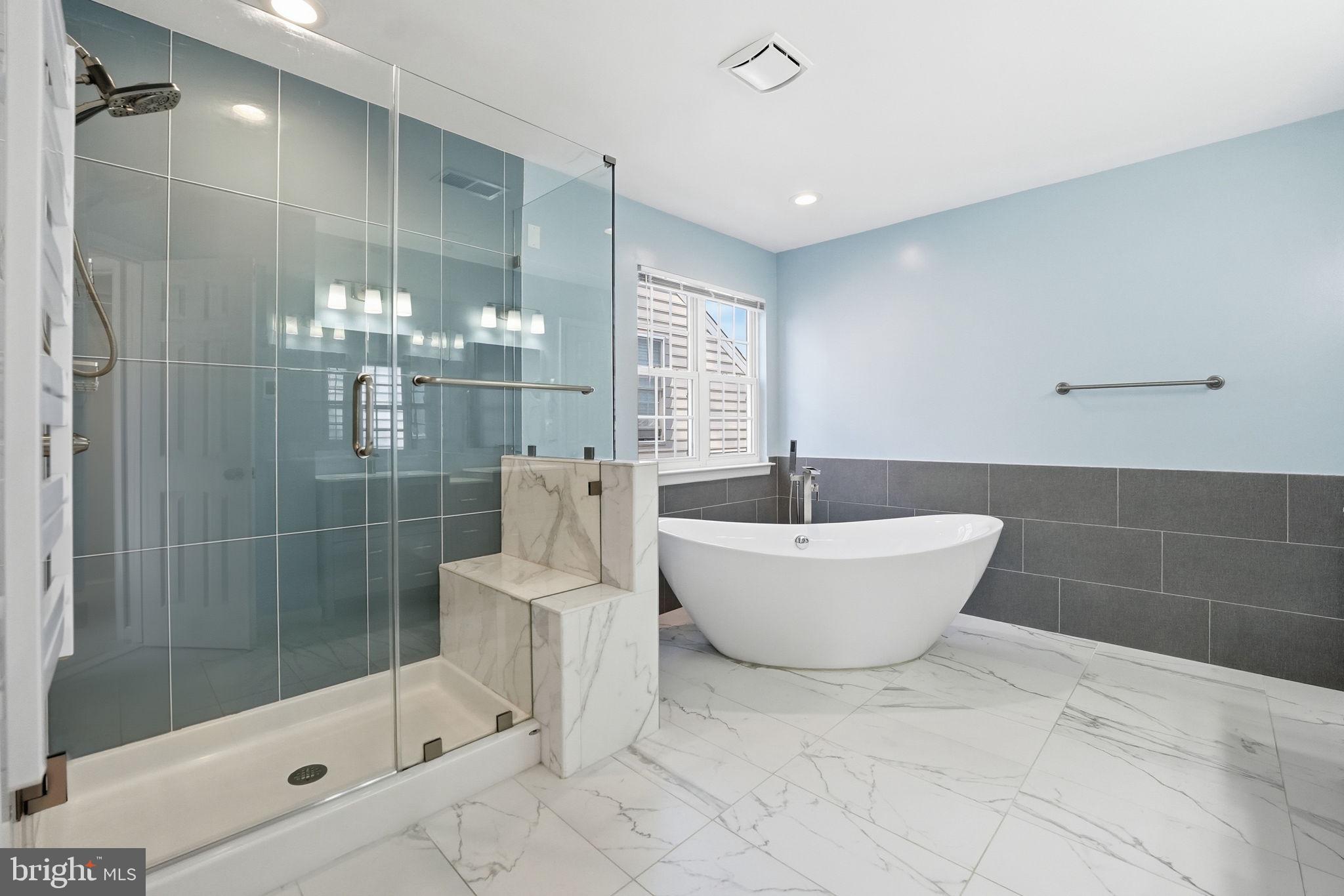 RIDGEFIELD VILLAGE - Residential