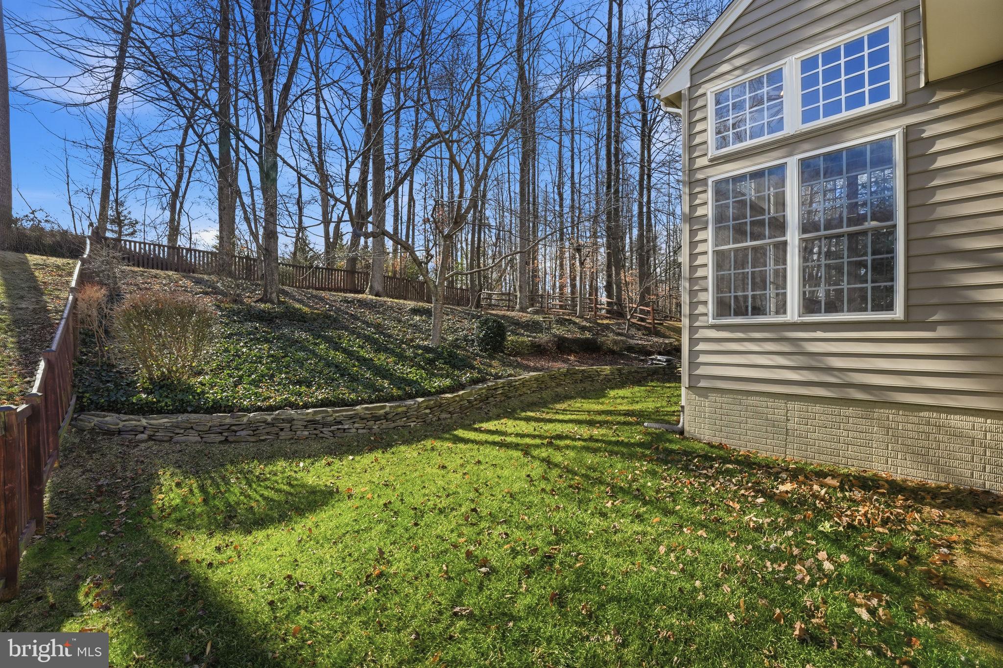 RIDGEFIELD VILLAGE - Residential