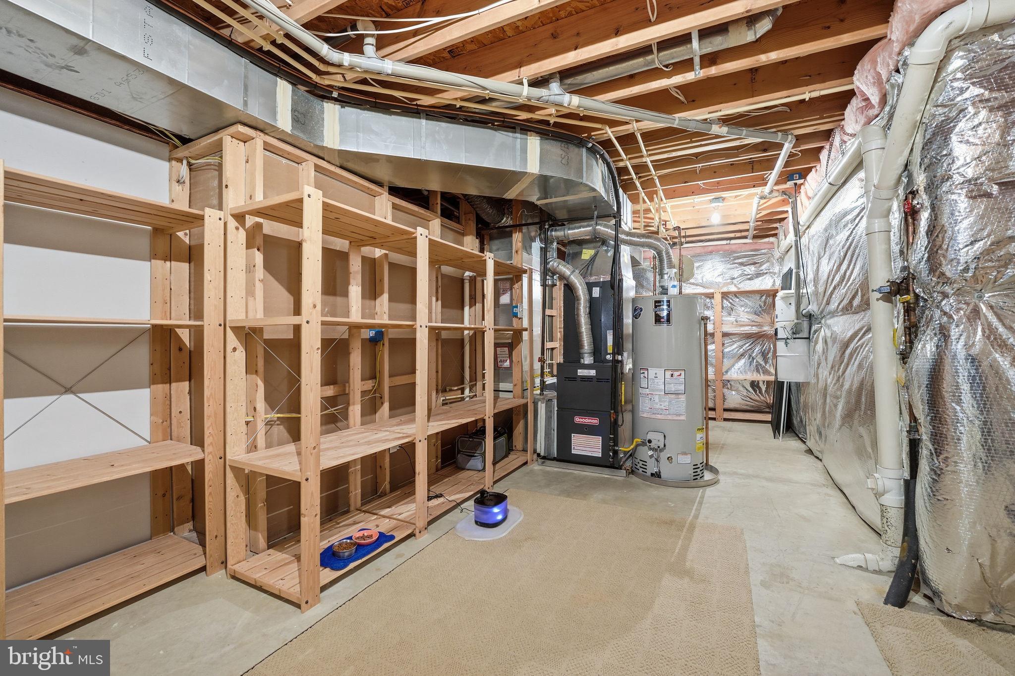 RIDGEFIELD VILLAGE - Residential