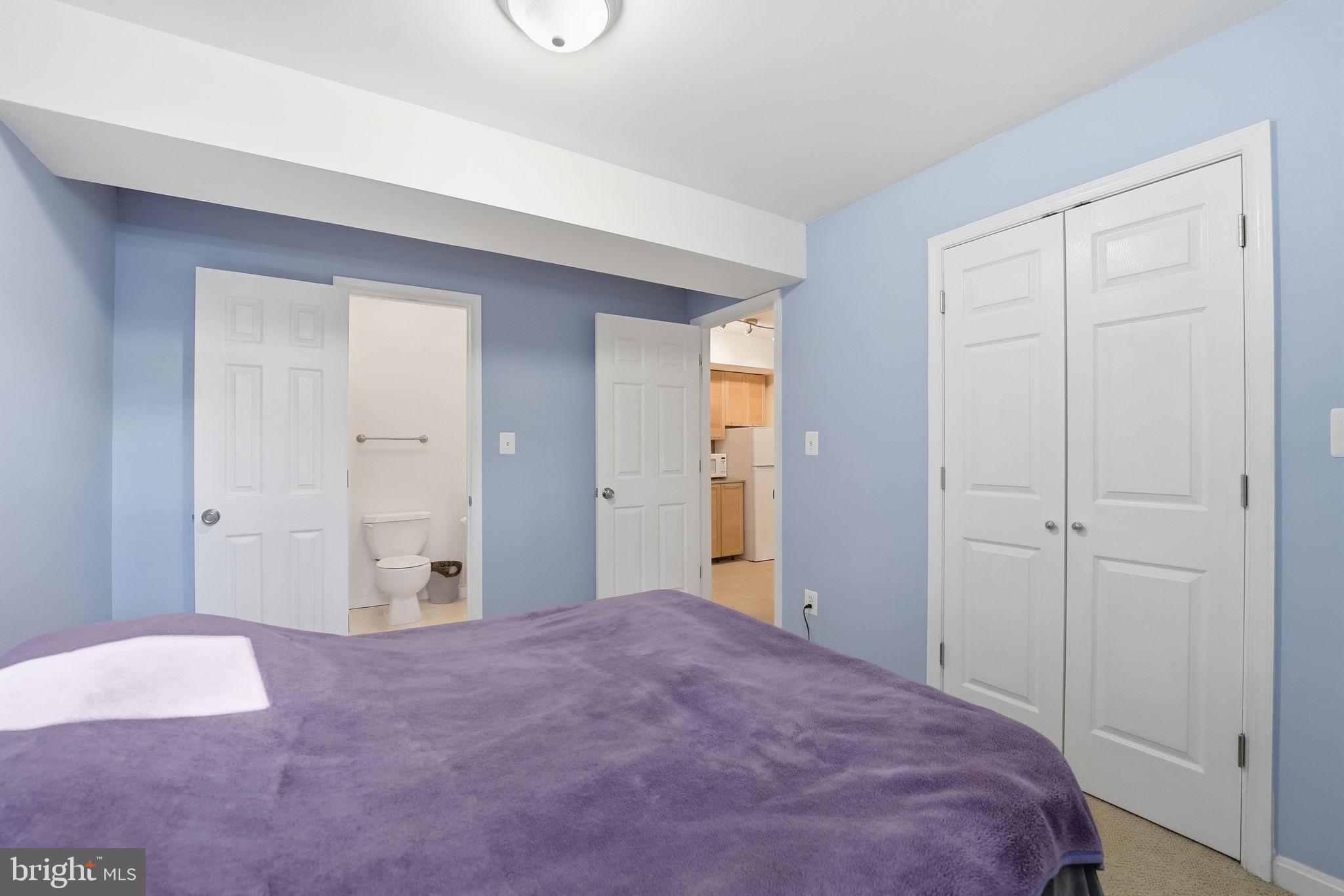 RIDGEFIELD VILLAGE - Residential