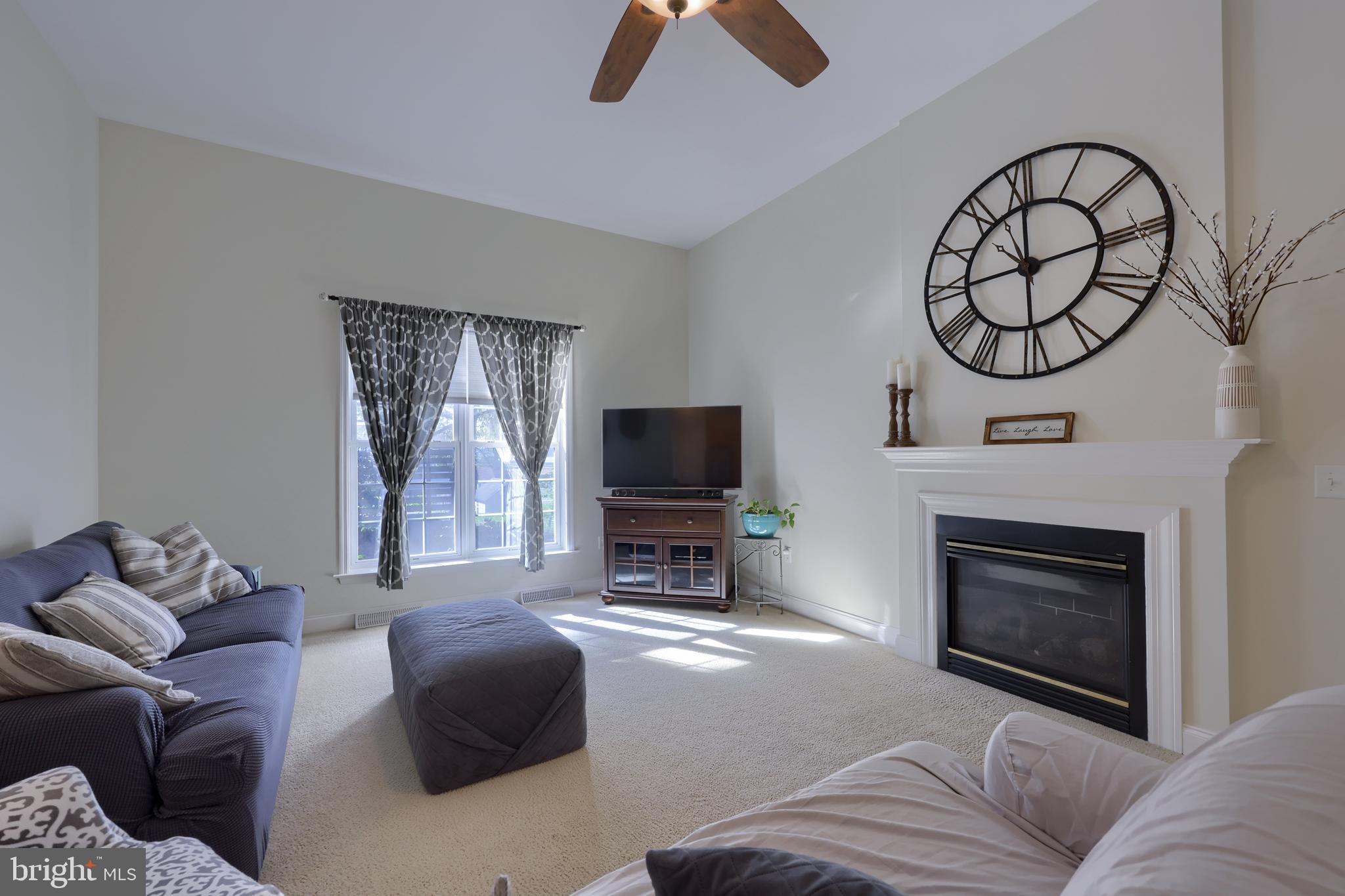 THE LAKES AT DONEGAL SPRINGS - Residential