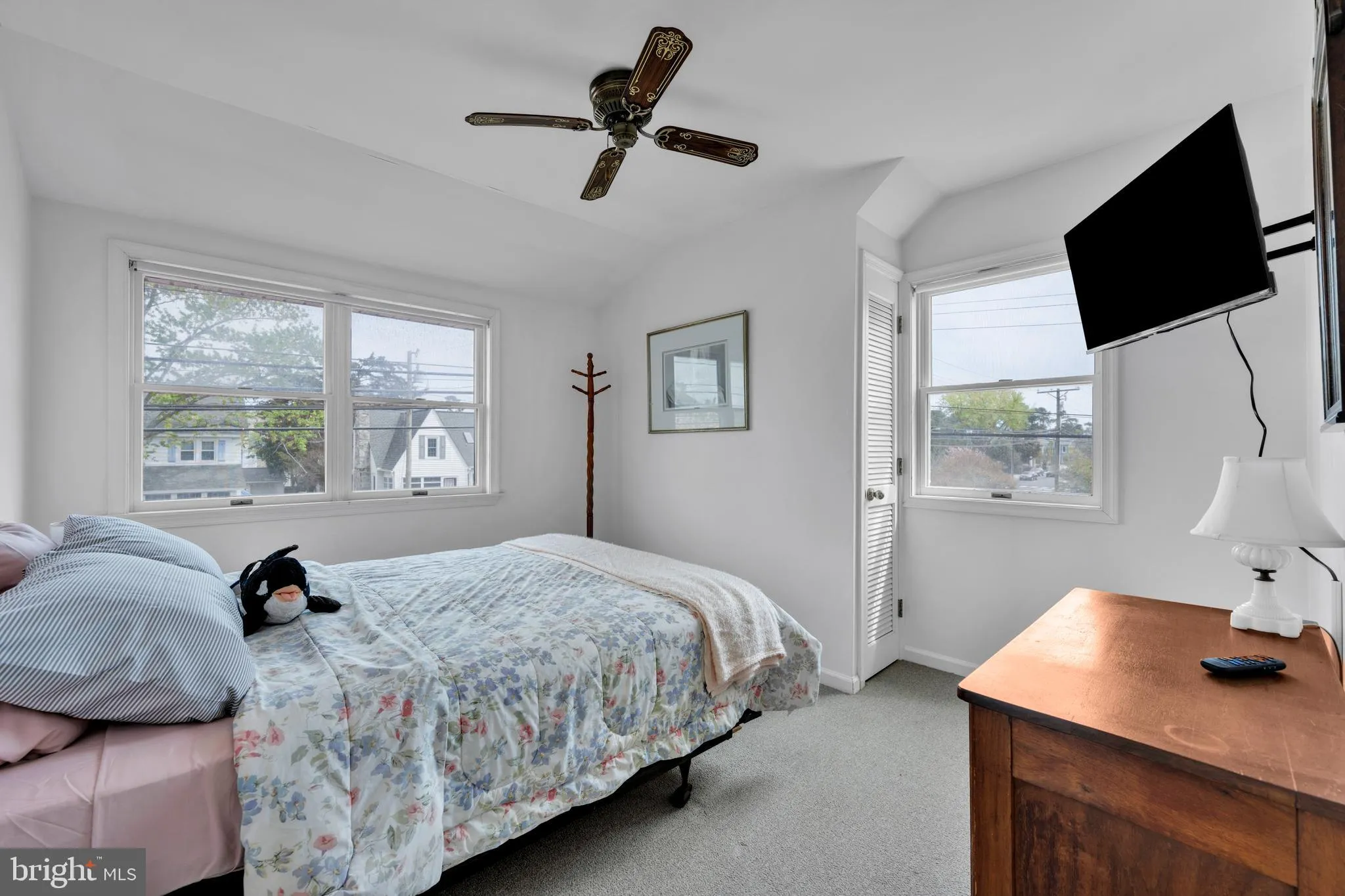 Rehoboth Beach, Delaware 19971, United States, 4 Bedrooms Bedrooms, ,3 BathroomsBathrooms,Residential,Pending,118205