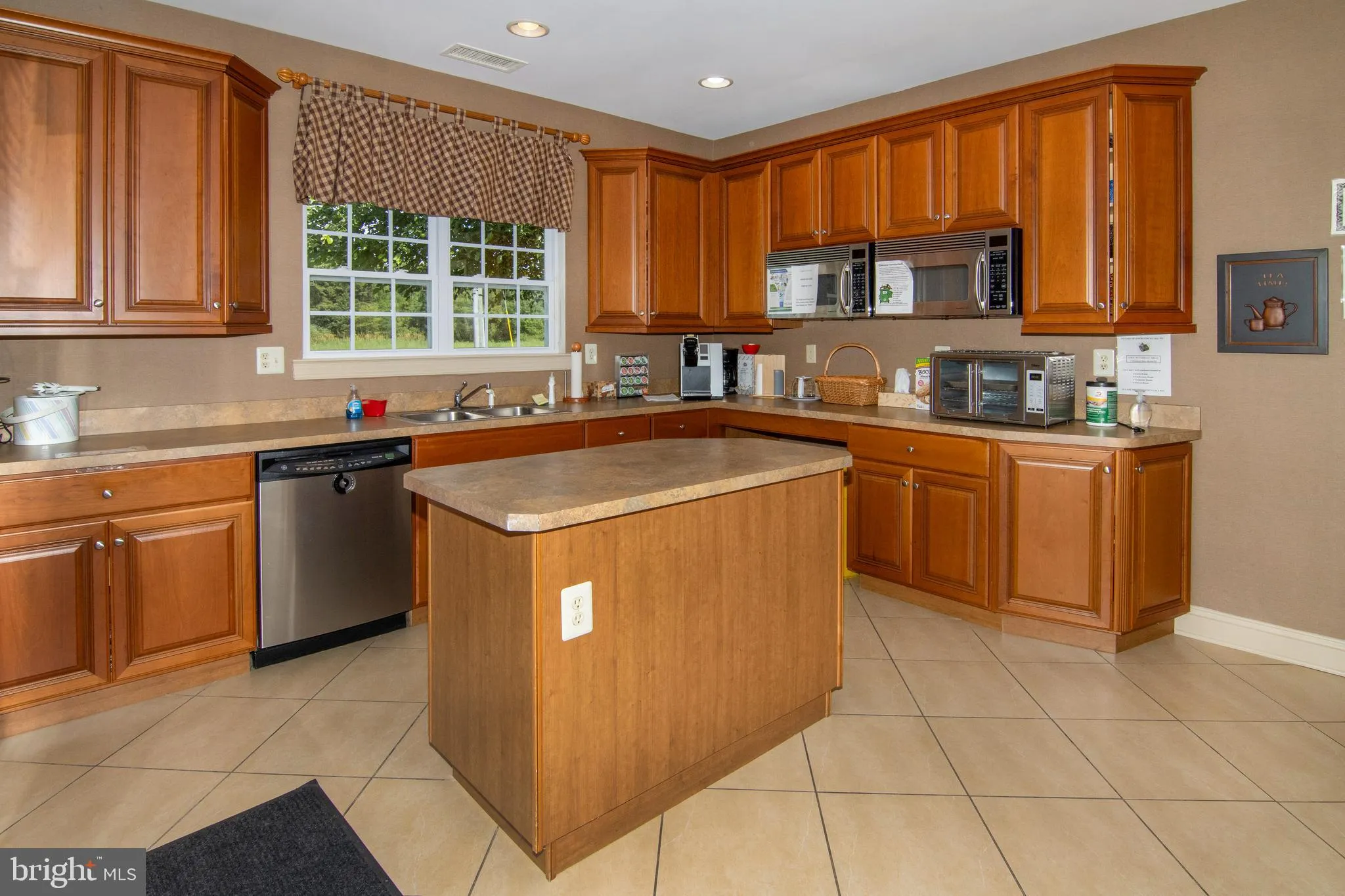 Berlin, New Jersey 08009, United States, 2 Bedrooms Bedrooms, ,2 BathroomsBathrooms,Residential,Coming Soon,173110