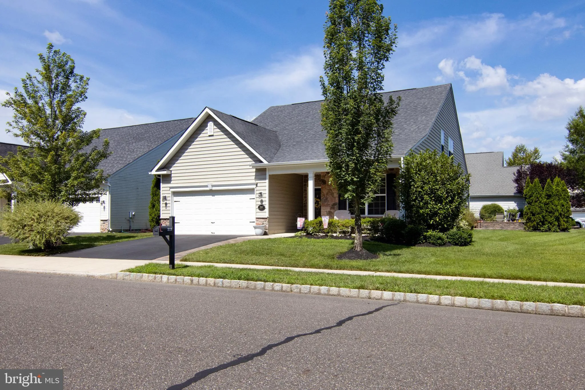 Berlin, New Jersey 08009, United States, 2 Bedrooms Bedrooms, ,2 BathroomsBathrooms,Residential,Coming Soon,173110