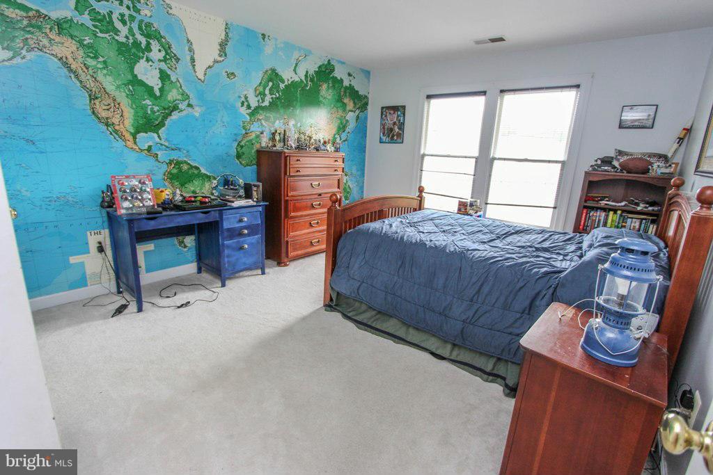 LIFESTYLE AT SULLY STATION - Residential