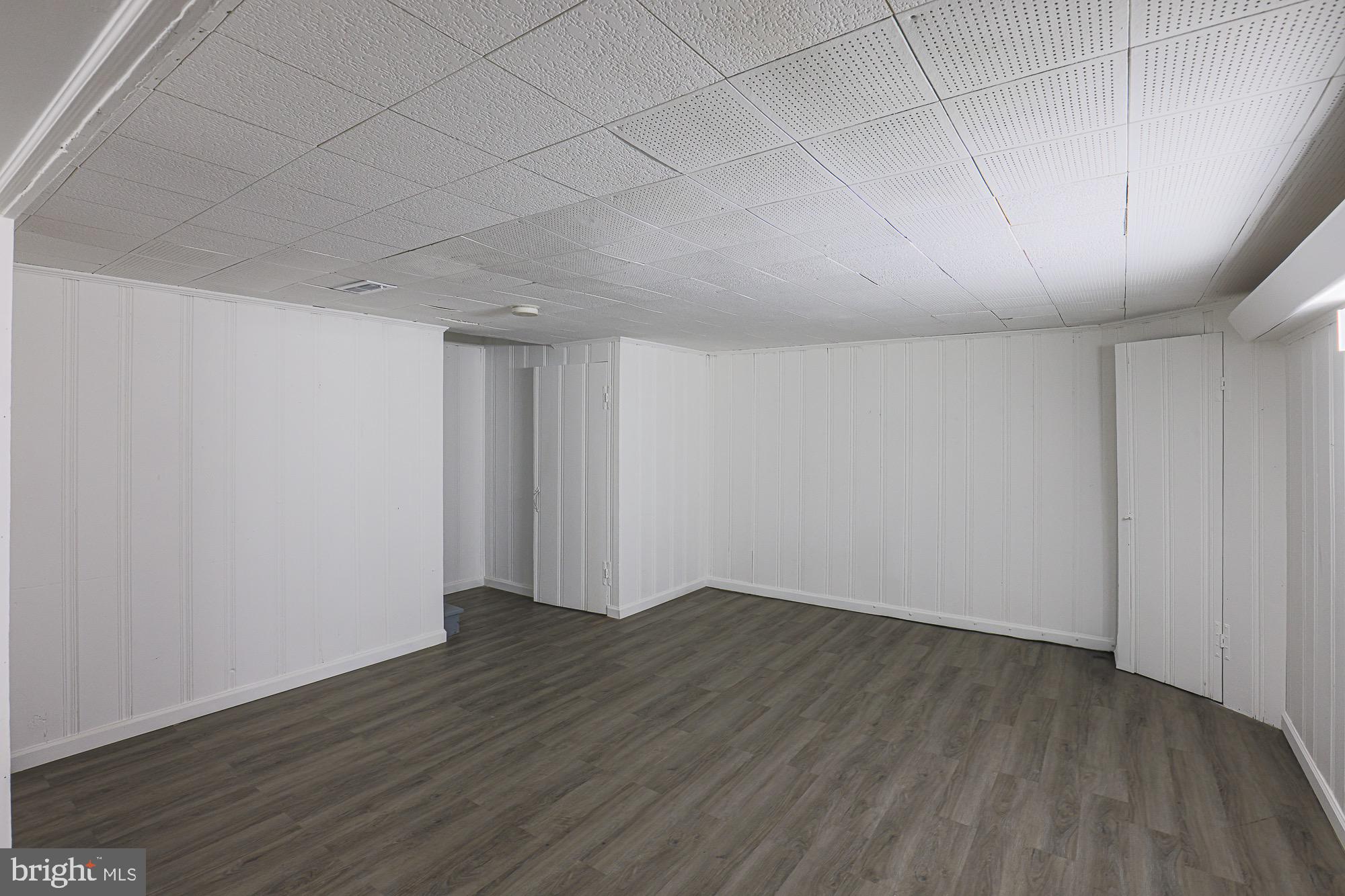 RAMBLEWOOD - Residential