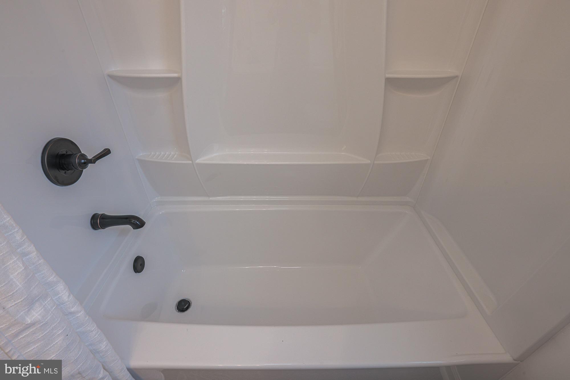 RAMBLEWOOD - Residential