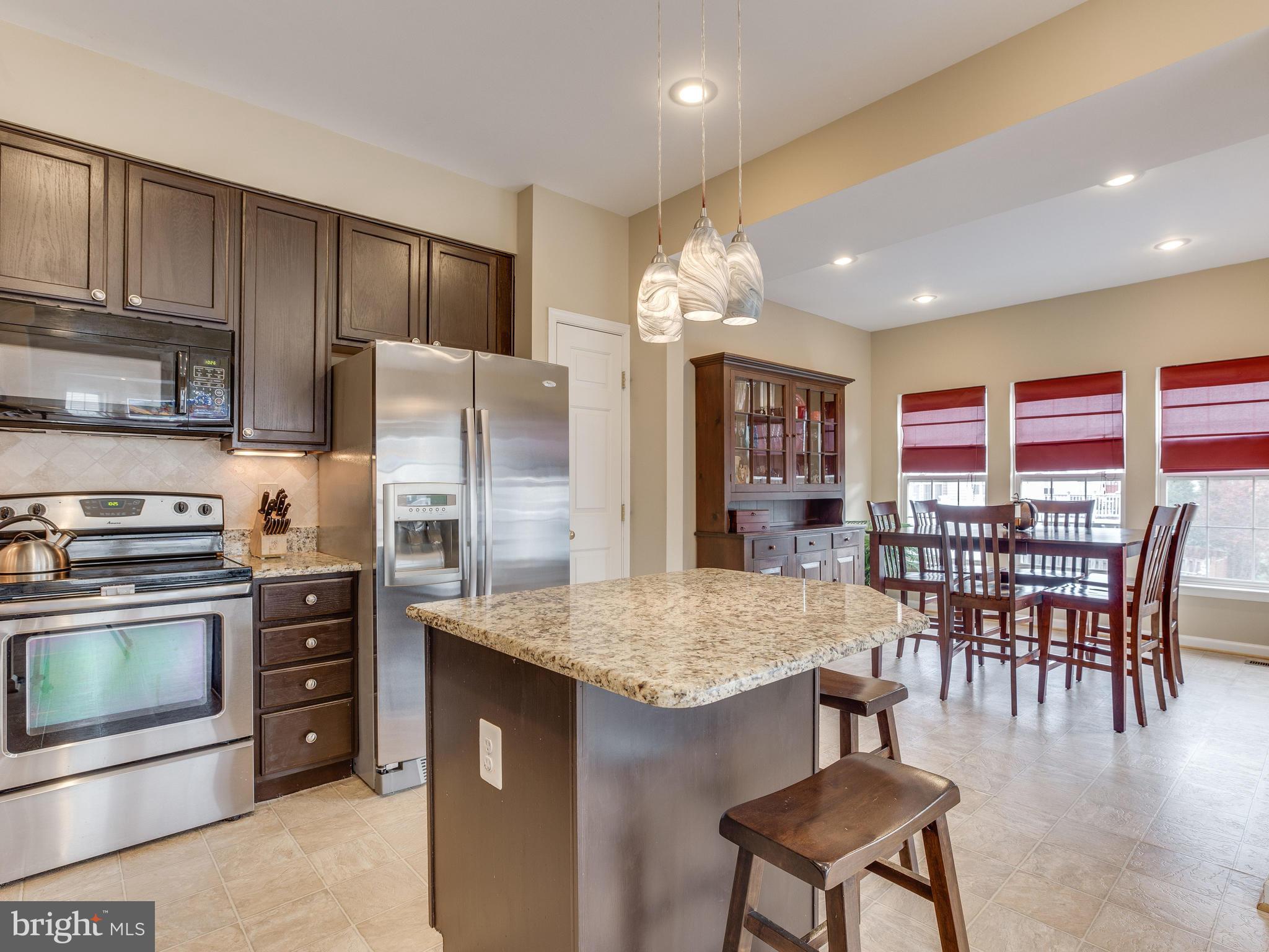 SOUTH RIDING - Residential