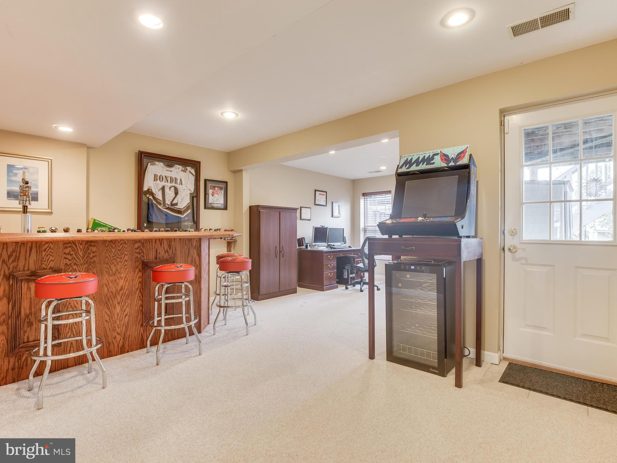 SOUTH RIDING - Residential