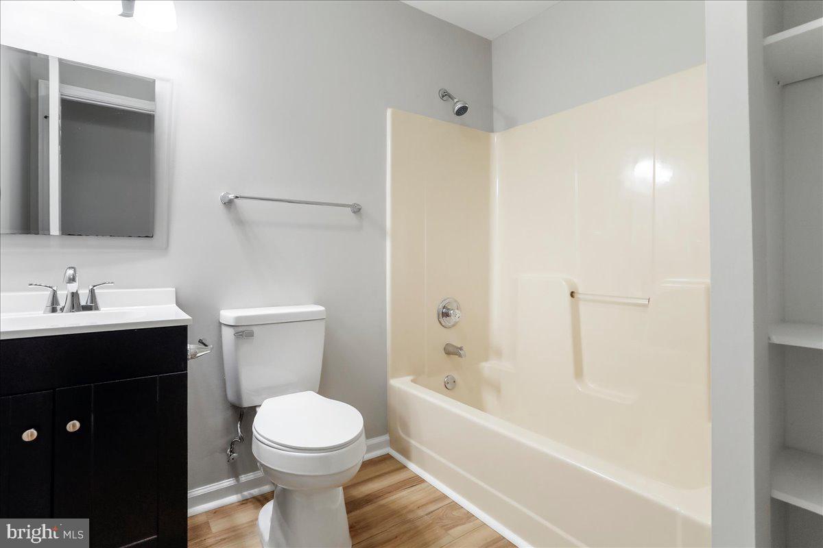 PIOUS RIDGE - Residential Lease