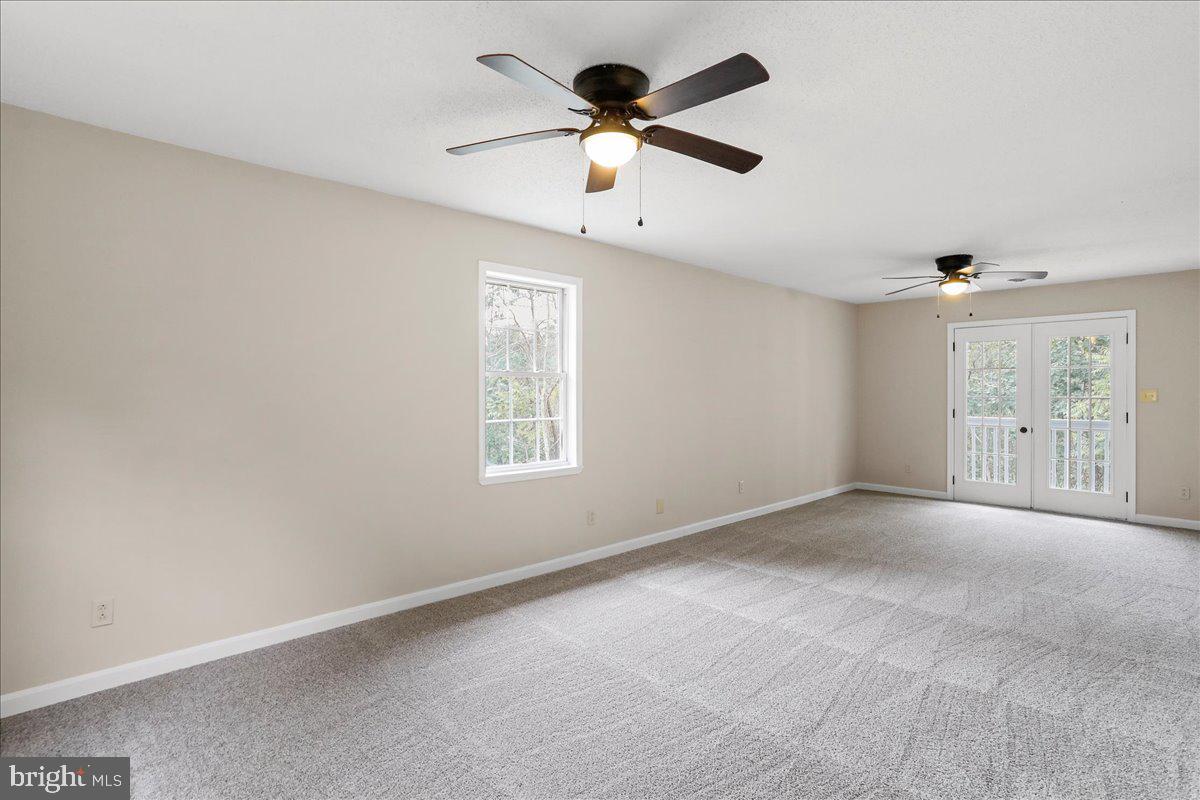 PIOUS RIDGE - Residential Lease