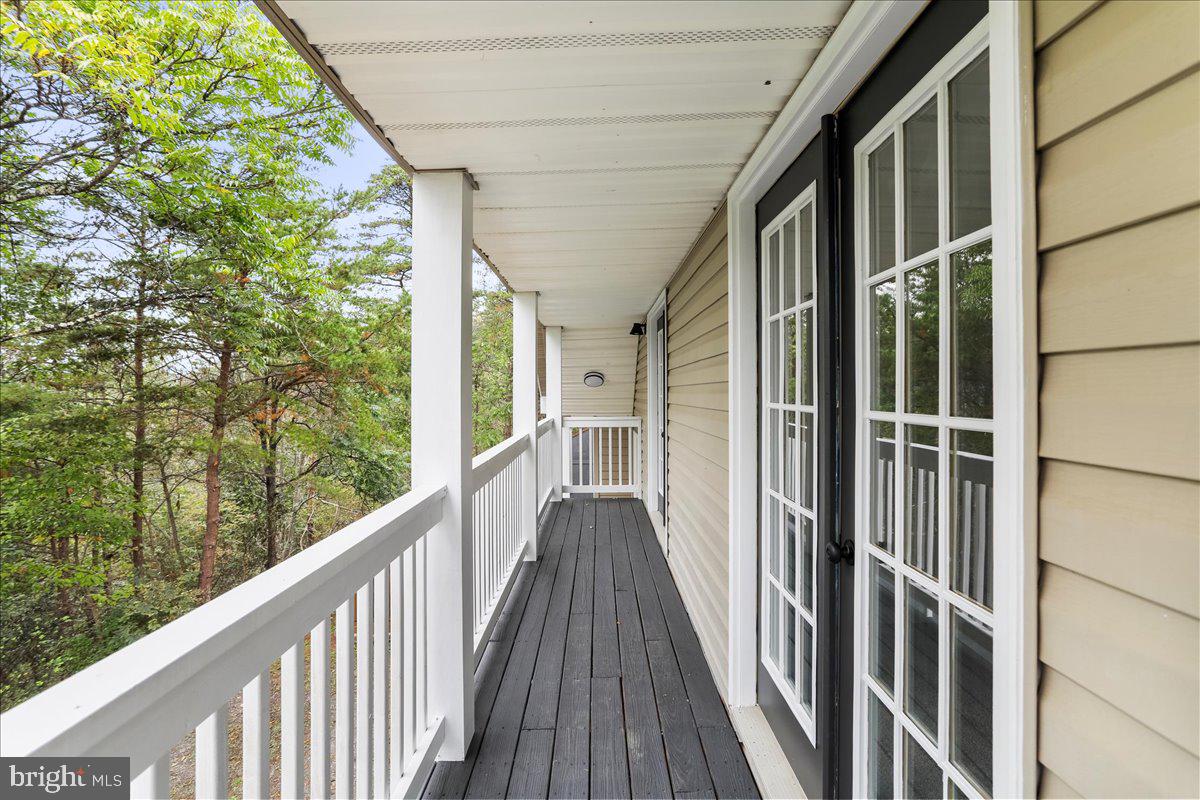 PIOUS RIDGE - Residential Lease