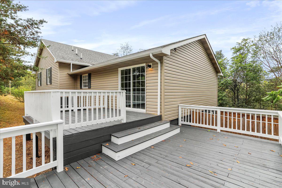 PIOUS RIDGE - Residential Lease