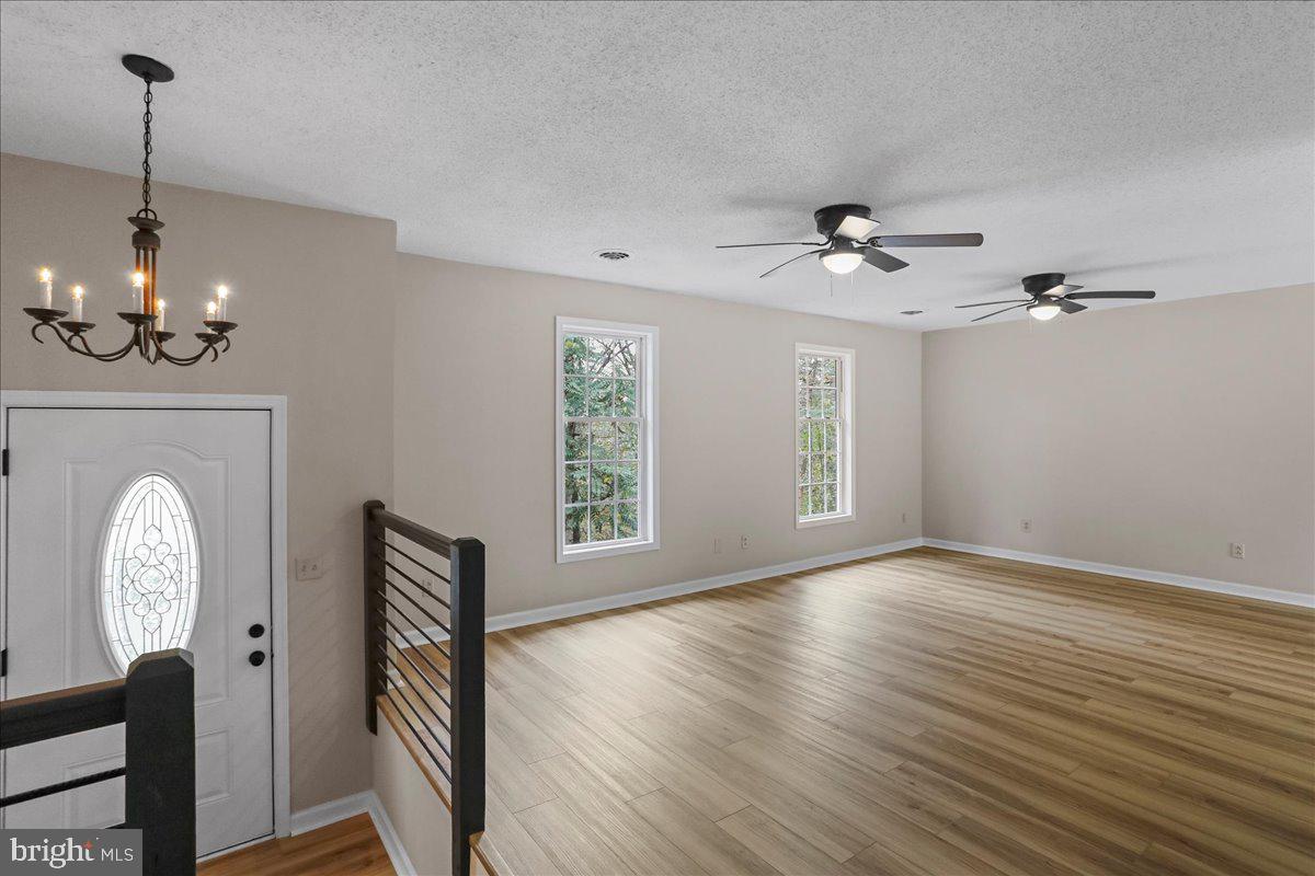 PIOUS RIDGE - Residential Lease