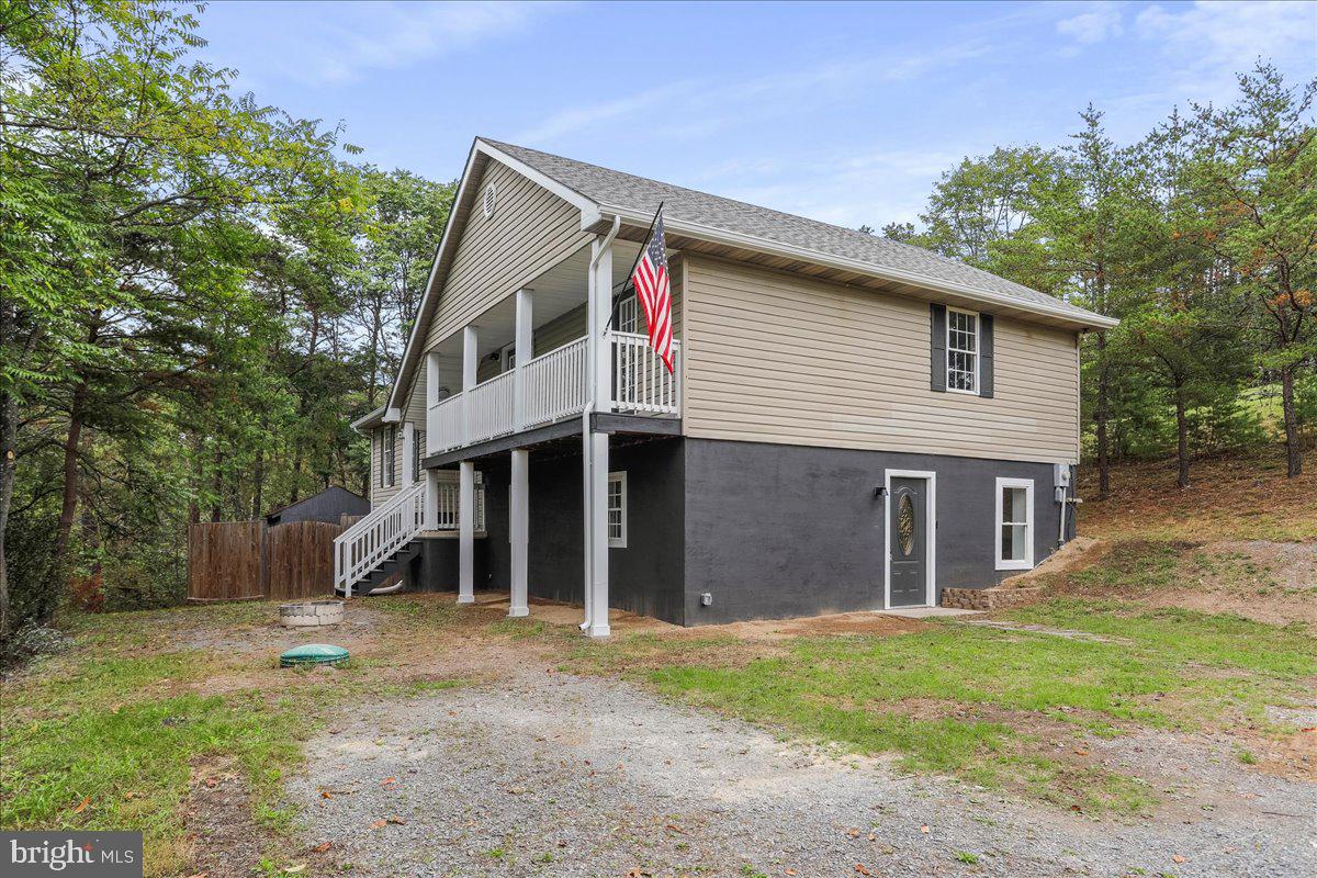 PIOUS RIDGE - Residential Lease