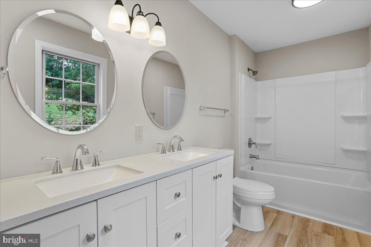 PIOUS RIDGE - Residential Lease