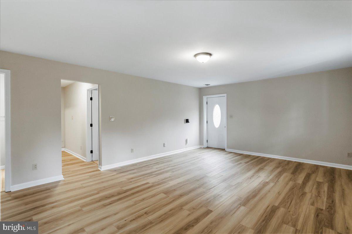 PIOUS RIDGE - Residential Lease