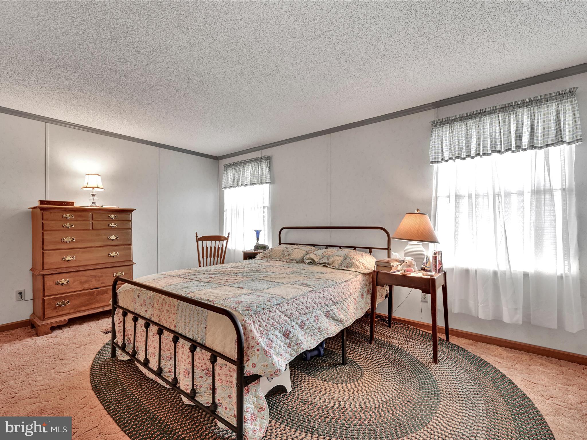 SUNSET ESTATES MHP - Residential