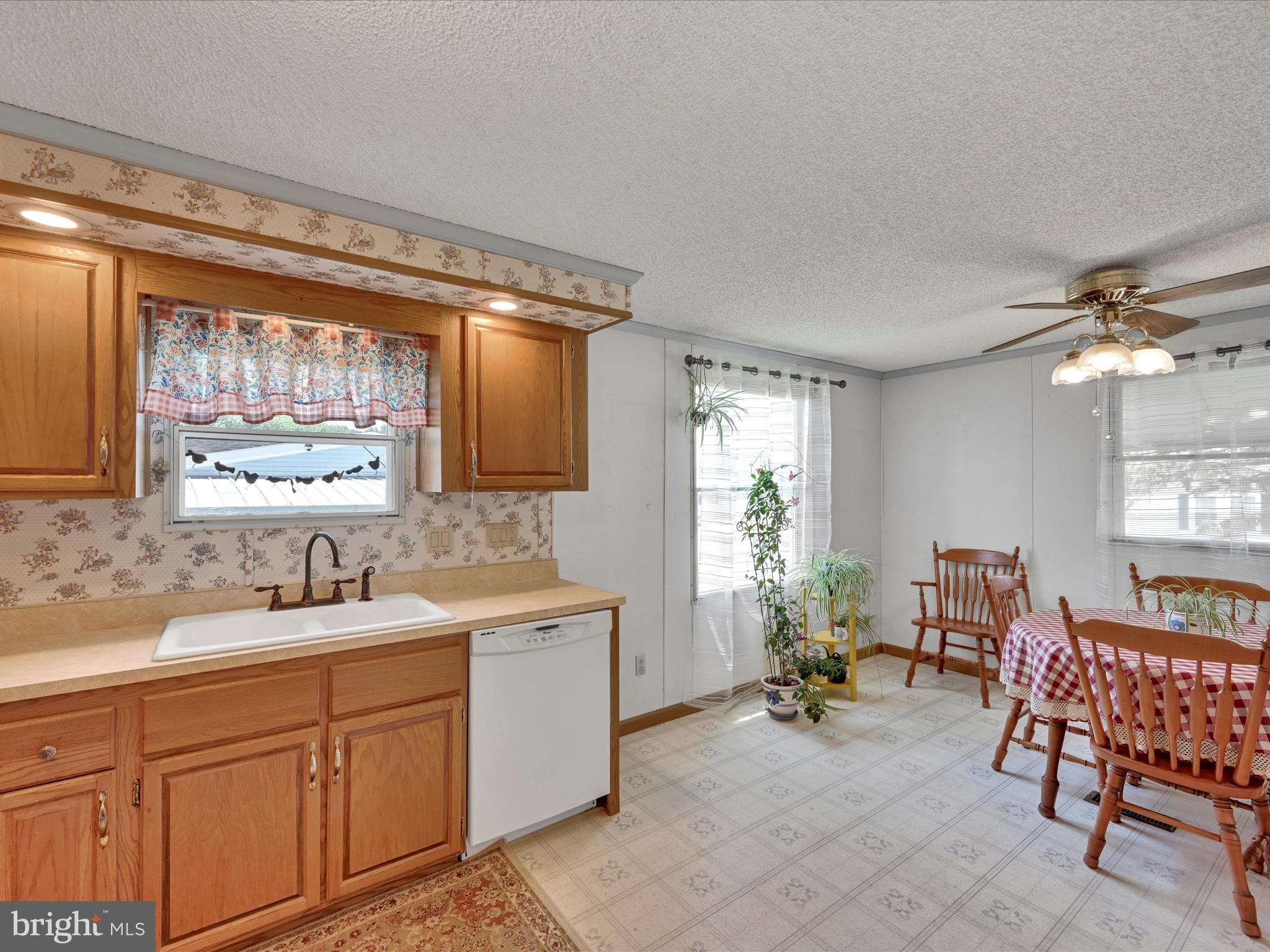 SUNSET ESTATES MHP - Residential