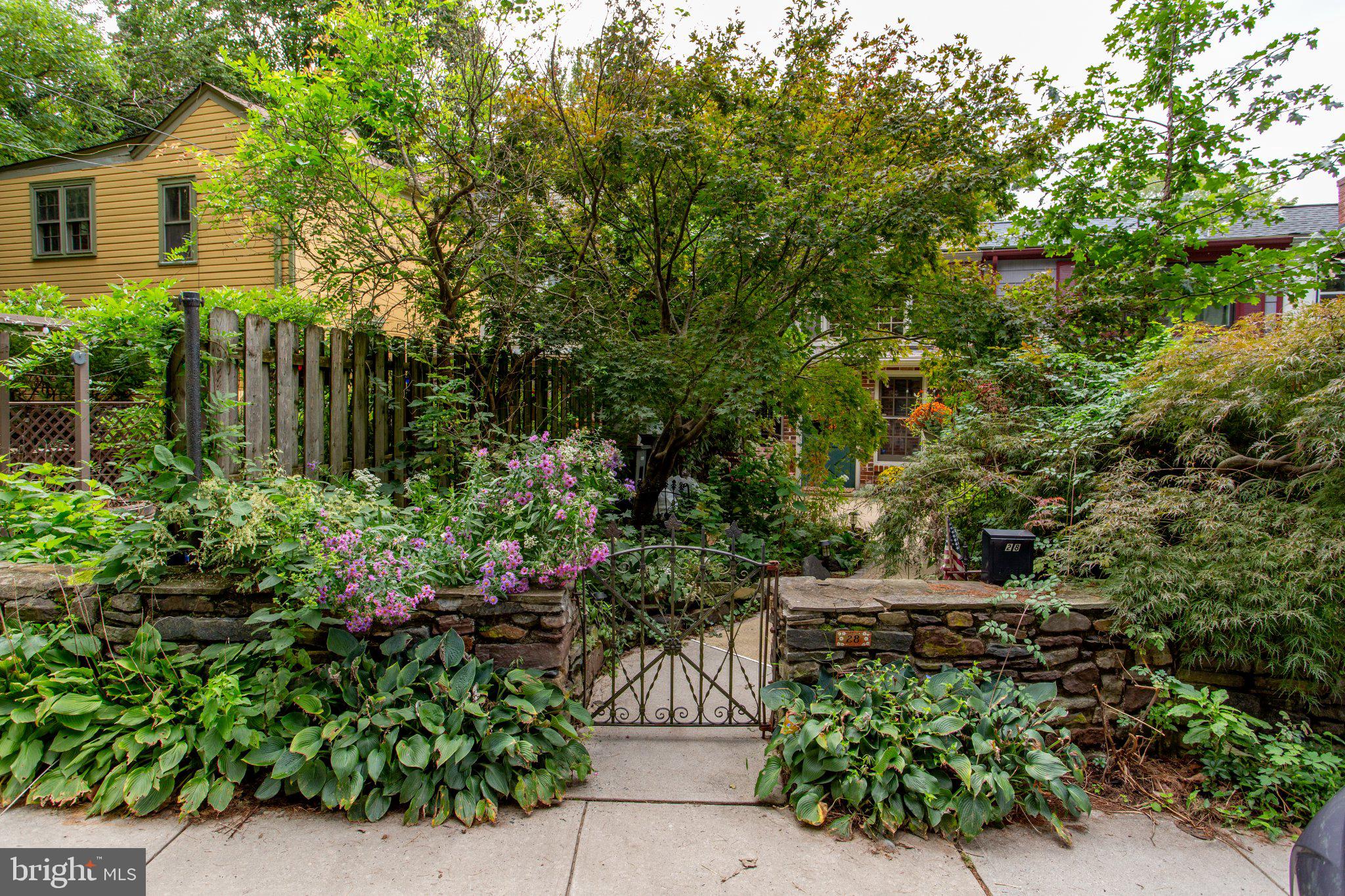 28 BRUNSWICK AVENUE
