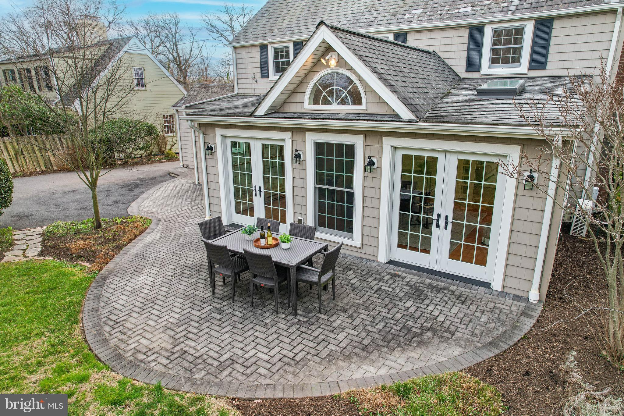 OLD CATONSVILLE - Residential